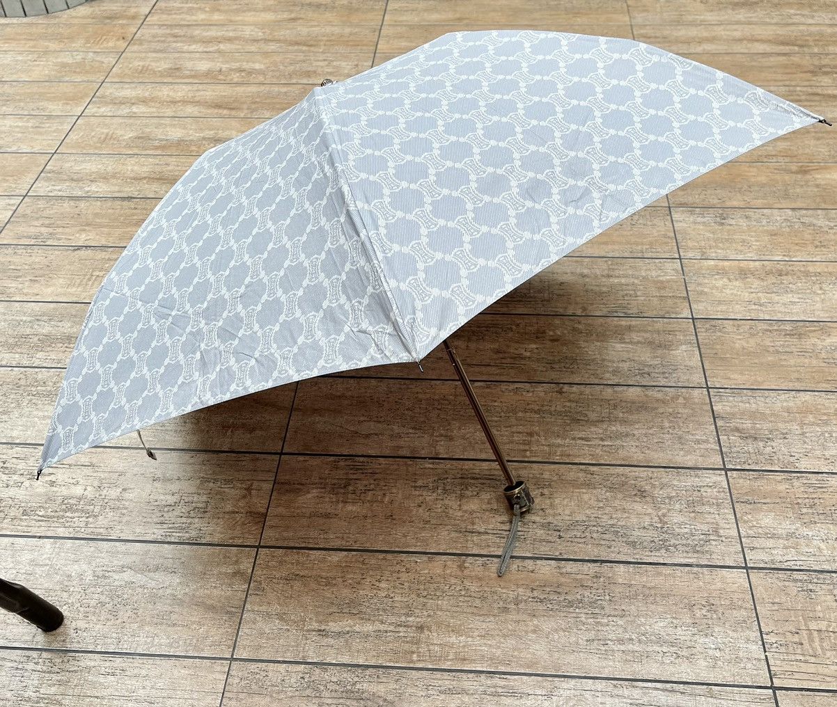 Celine Luxury Celine Umbrella Size ONE SIZE - 8 Thumbnail