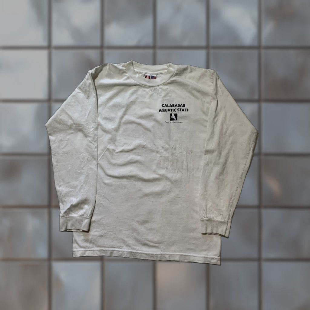 Vintage VINTAGE Bayside Calabasas Aquatic Staff City Lifeguard Swimming White Graphic L/S T-Shirt M Mens Size US M / EU 48-50 / 2 - 1 Thumbnail