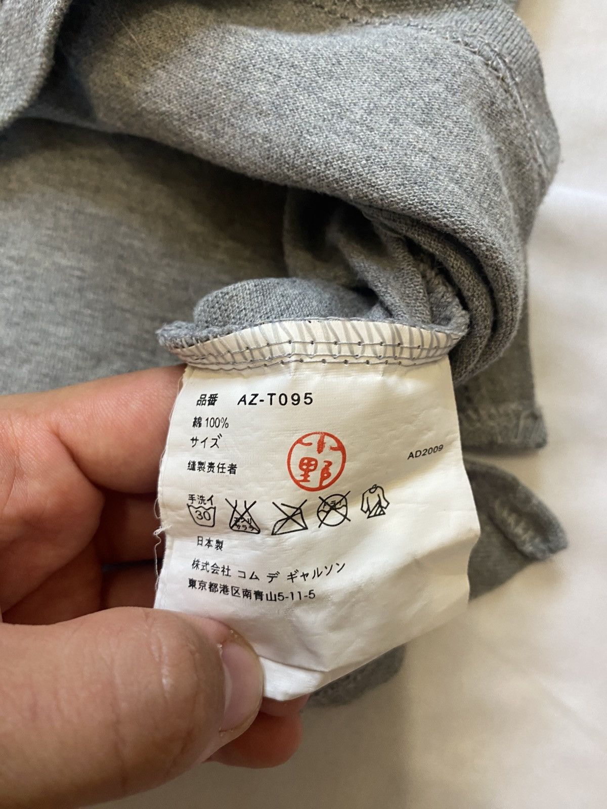 Comme des Garcons PLAY Commes Des Garcons CDG Polo Womens Grey Heart Size M Size M / US 6-8 / IT 42-44 - 6 Thumbnail