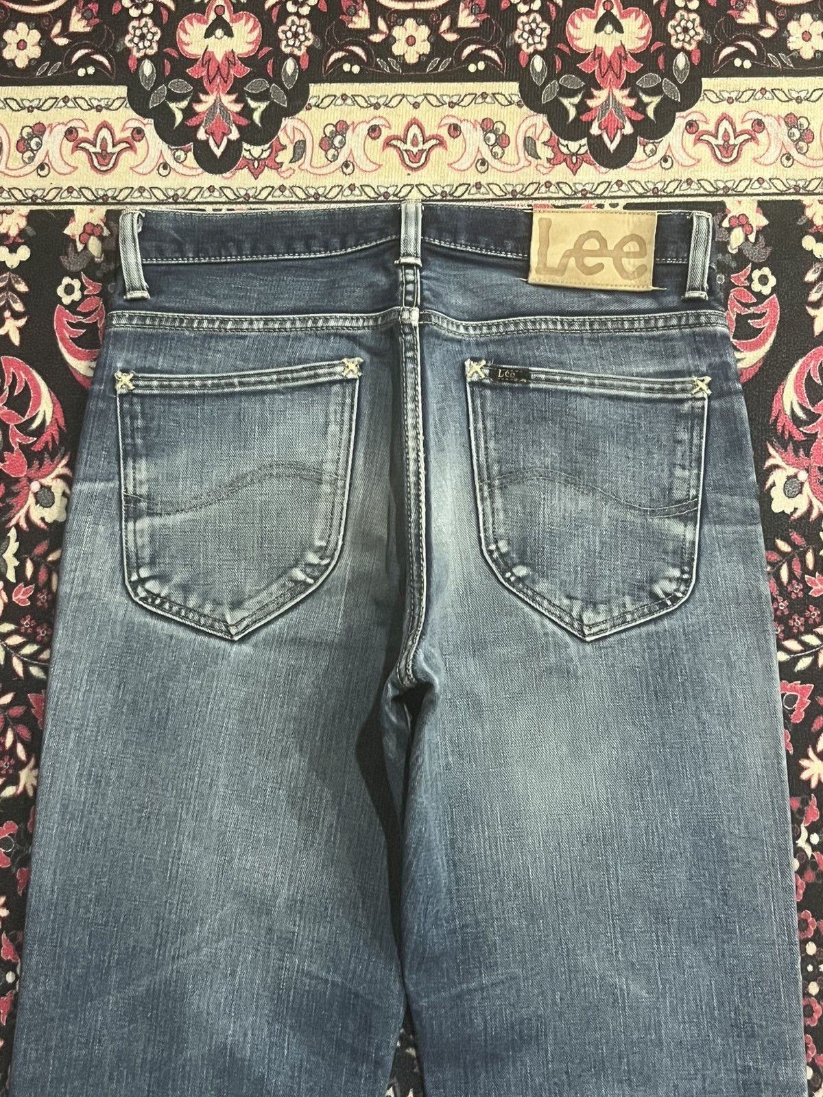 Vintage Vintage Lee Riders Blue Faded Distressed Straight Leg Jeans Size US 30 / EU 46 - 9 Thumbnail