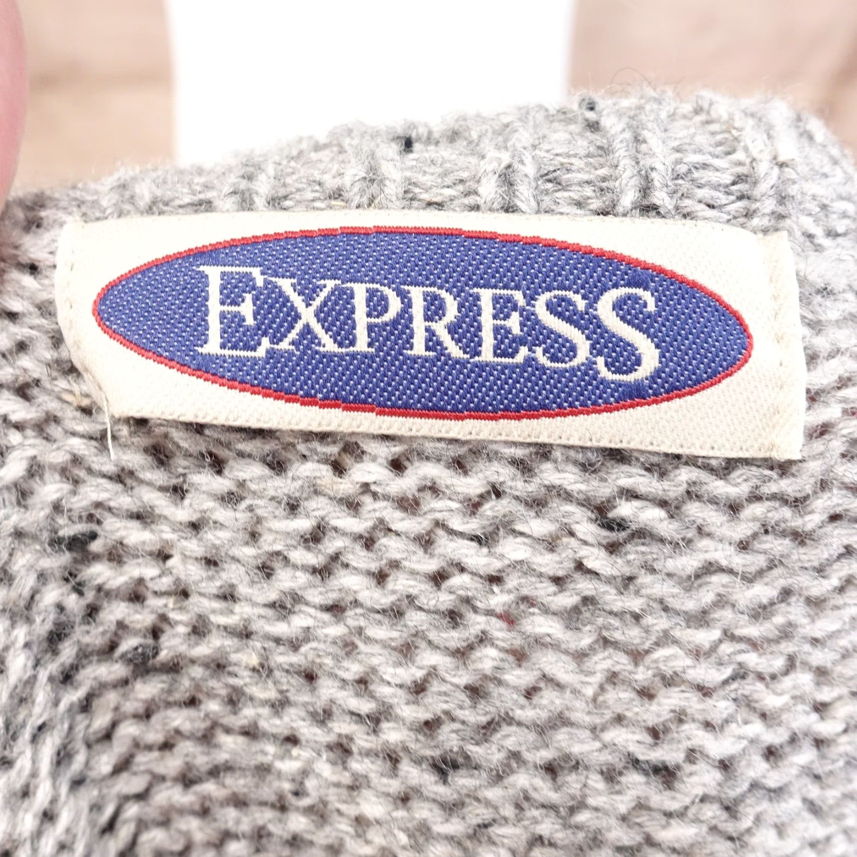 Express VINTAGE EXPRESS GREY PULLOVER SWEATER XL MEN'S ARGYLE CREW NECK Size US XL / EU 56 / 4 - 5 Thumbnail