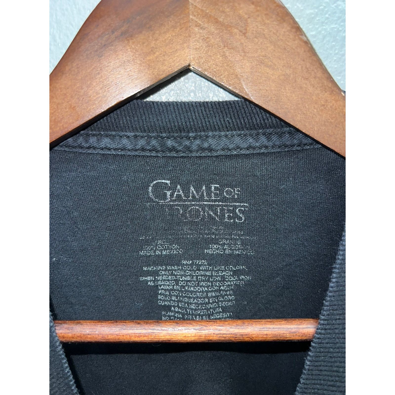 Vintage Game Of Thrones Stark Shirt Winter Is Coming Family medium Size US M / EU 48-50 / 2 - 4 Thumbnail