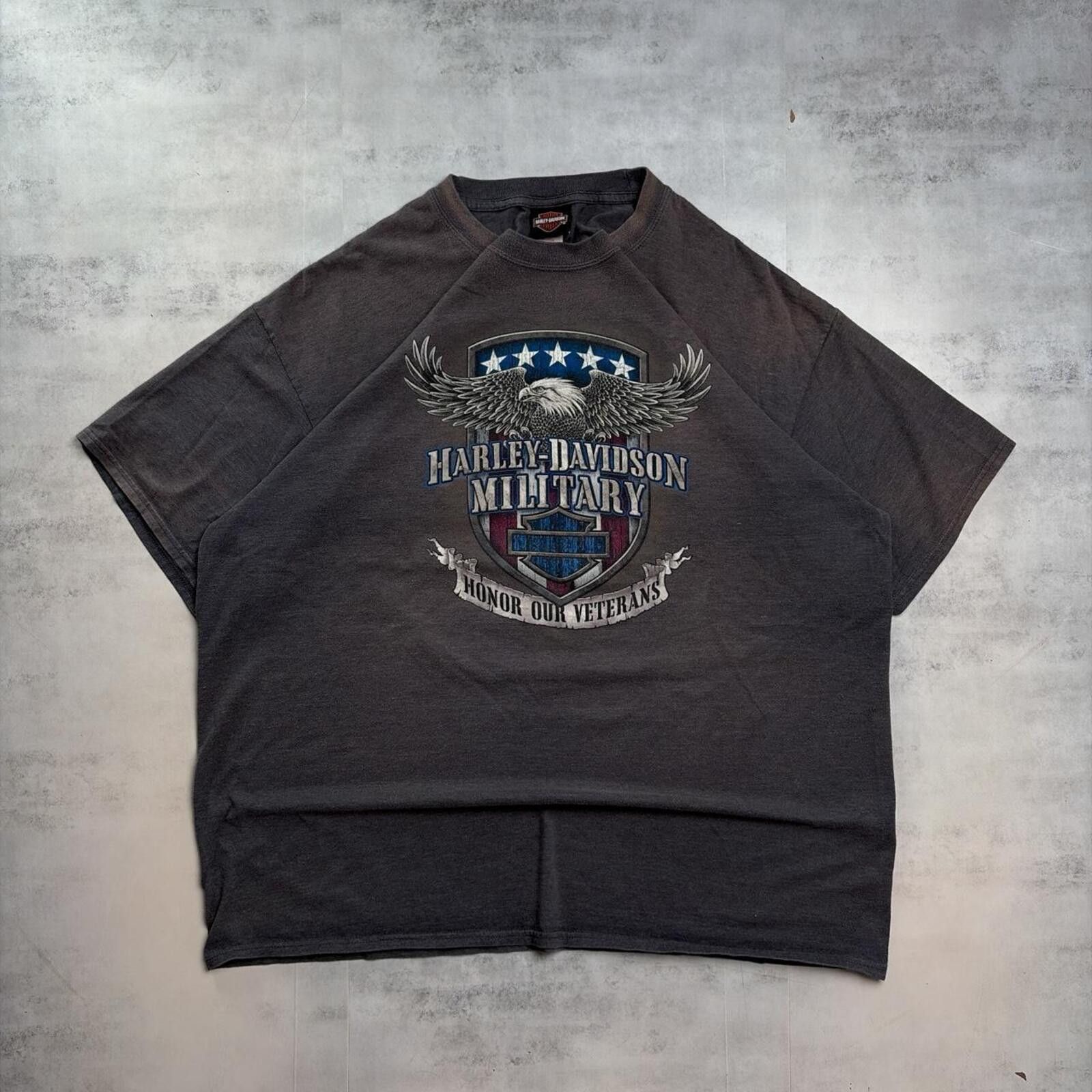 Harley Davidson Y2K Grey Harley Davidson Grunge Biker Veterans Faded T-Shirt Size US XXL / EU 58 / 5 - 1 Thumbnail