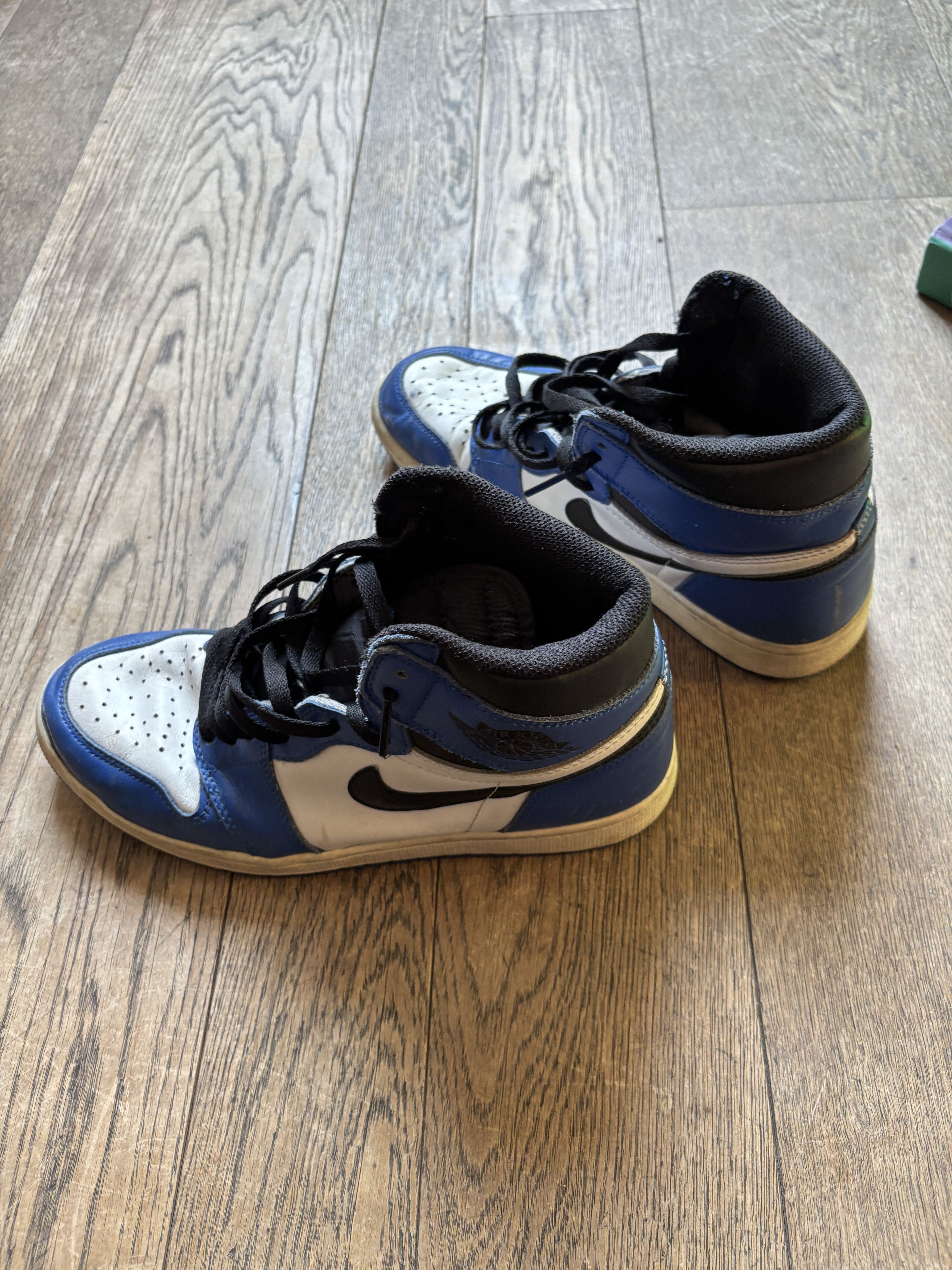 Jordan Brand Jordan 1 Game Royal 2017 Size US 9.5 / EU 42-43 - 4 Thumbnail