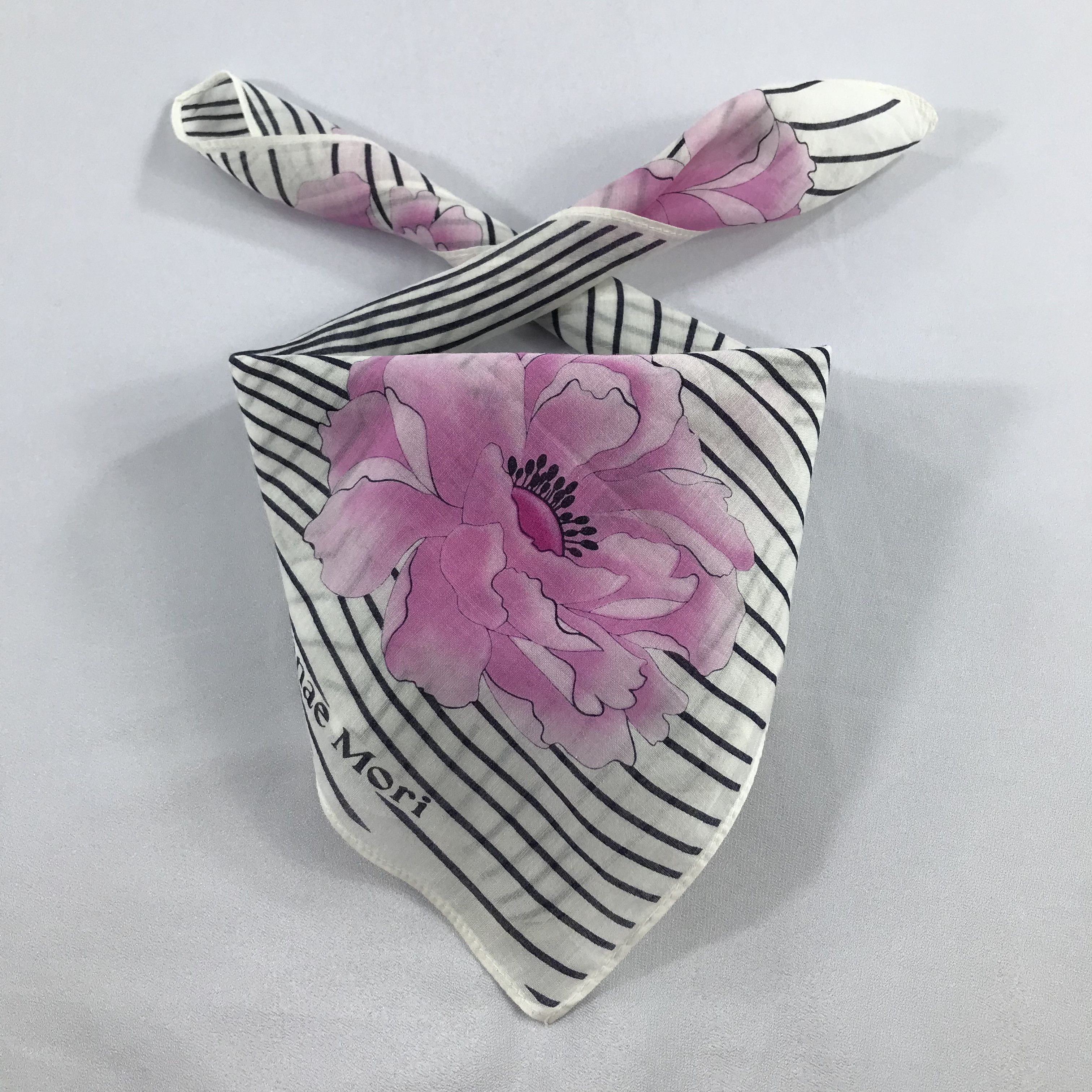 Hanae Mori × Vintage Hanae Mori Bandana / Handkerchief / Neckerchief - S2402 Size ONE SIZE - 3 Thumbnail