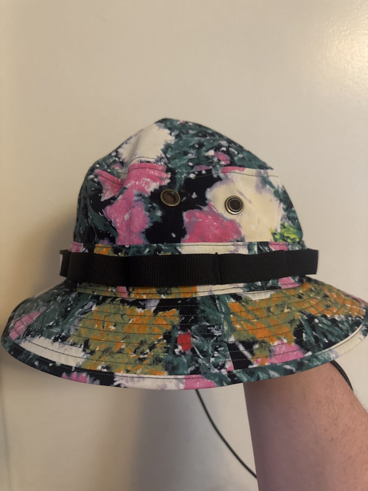 Supreme × The North Face Supreme TheNorthFace Flowers Bucket Hat Size ONE SIZE - 3 Thumbnail