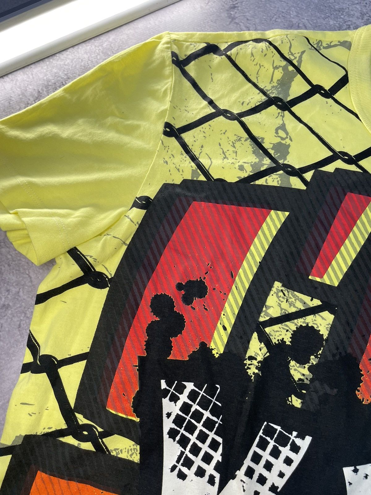 Versace Vintage 90s Versace Jeans Couture Big Logo Archive T-shirt Size US S / EU 44-46 / 1 - 8 Thumbnail