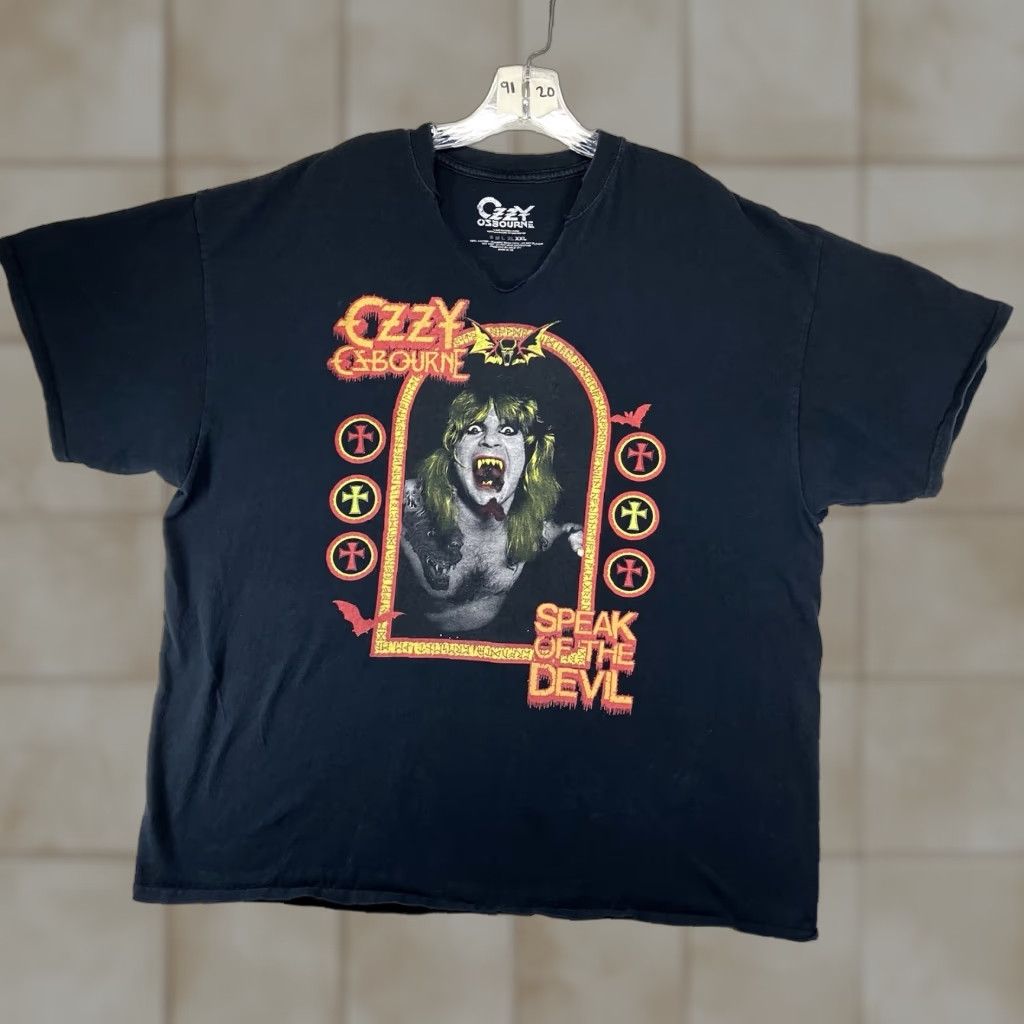 Vintage Ozzy Osbourne Graphic Print T-Shirt Speak Of The Devil 2015 Black Men's 2XL V-Neck Size US XXL / EU 58 / 5 - 1 Thumbnail