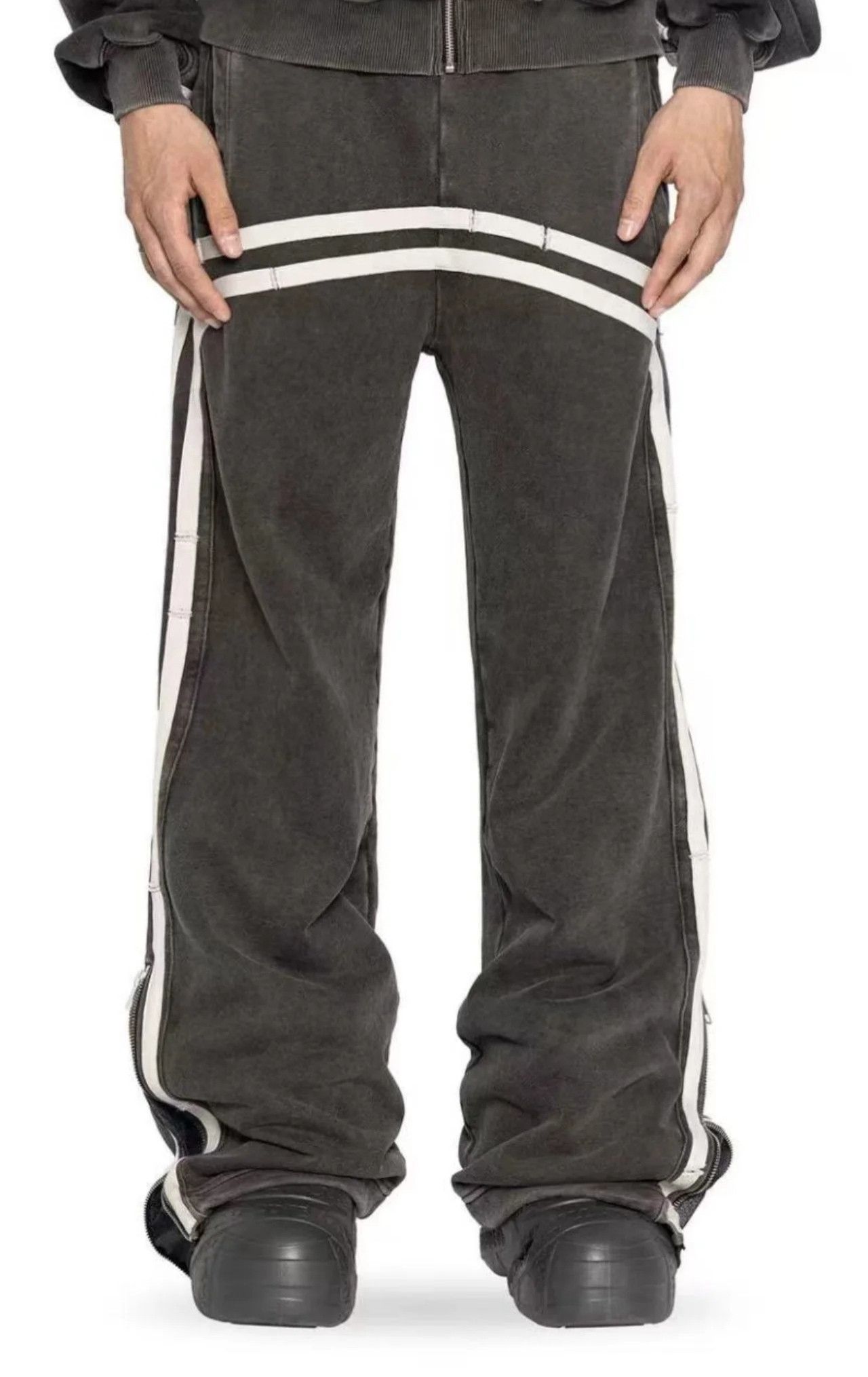 Japanese Brand × Vintage Double Stripe Embroided Zipper Leg Pants Size US 33 - 4 Thumbnail