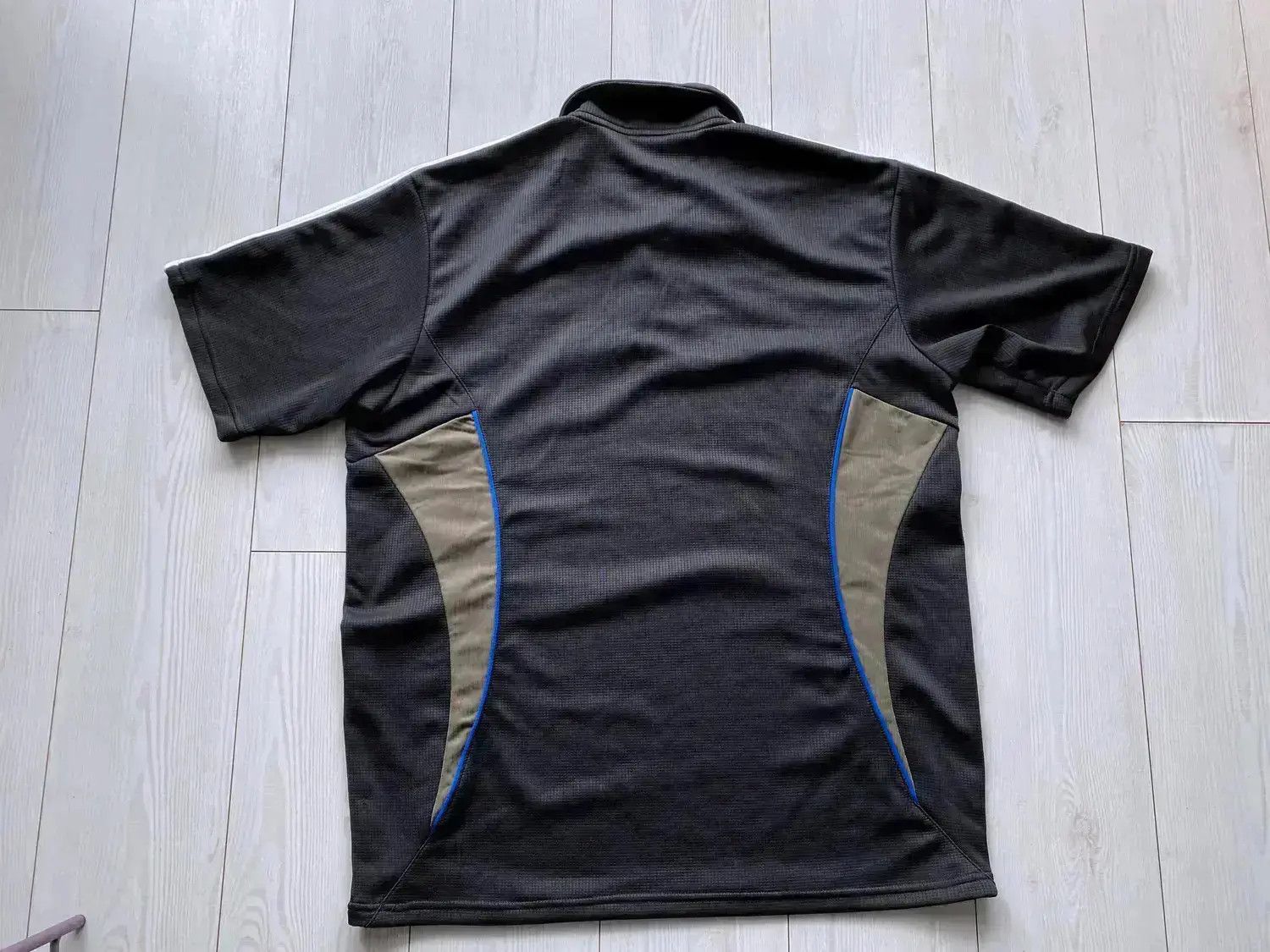 Adidas All Blacks adidas 2008 Rugby y2k jersey size L Size US L / EU 52-54 / 3 - 2 Thumbnail