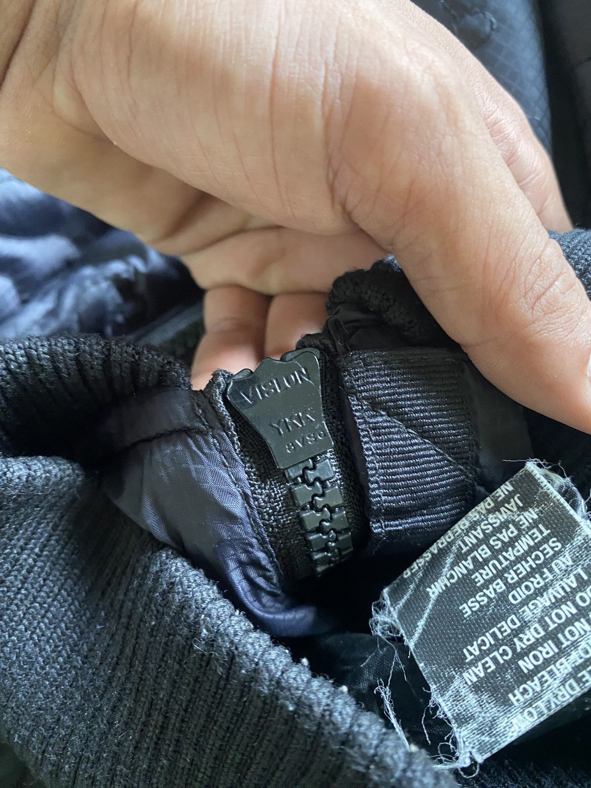 Stussy × Vintage Rare Vintage Stussy Monogram Skull Quilted Thermolite Jacket Size US L / EU 52-54 / 3 - 13 Thumbnail