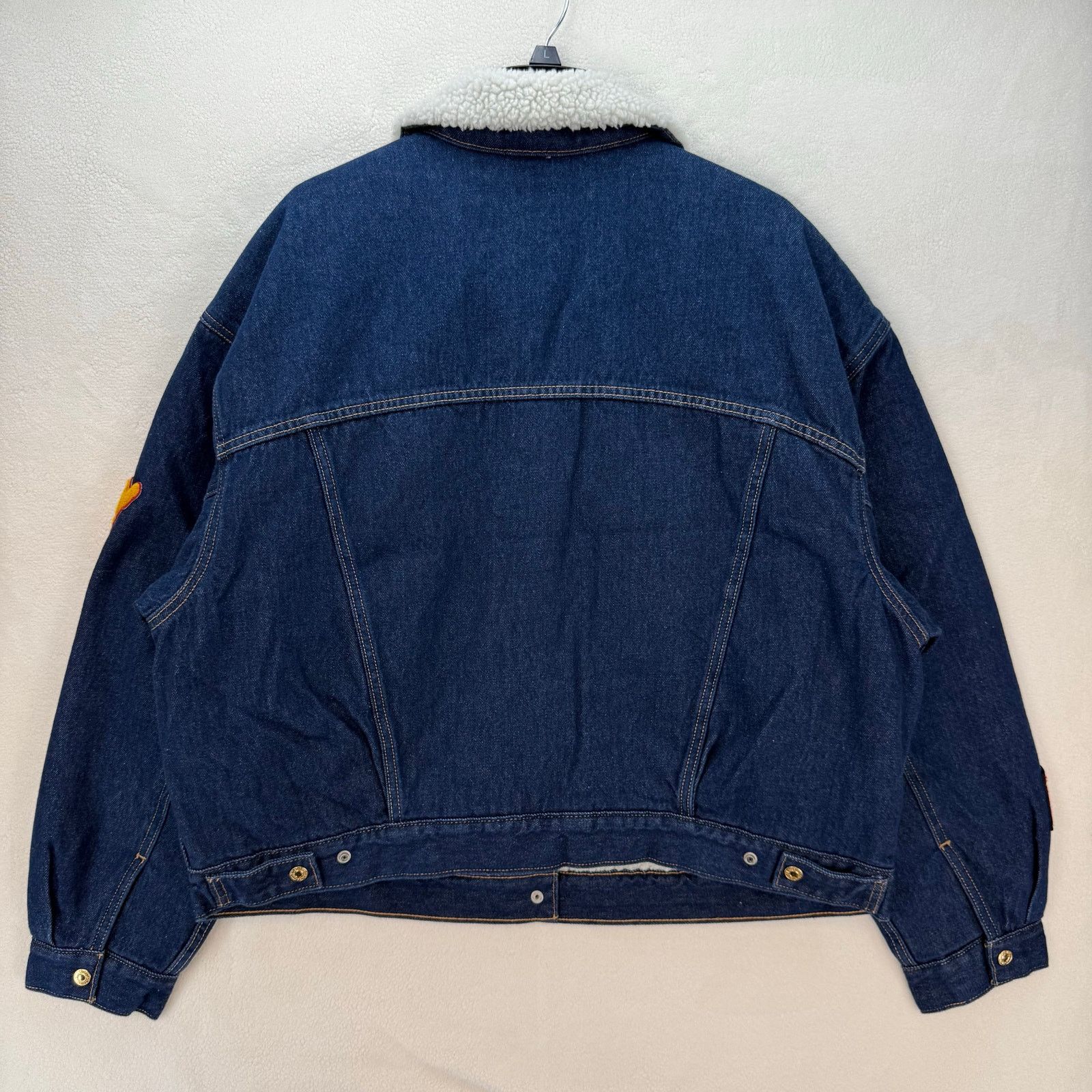 Levi's LEVI'S LIMITED ED WOMEN'S 2XL YEAR OF THE RABBIT 90S TRUCKER Size XXL / US 16-18 / IT 52-54 - 6 Thumbnail