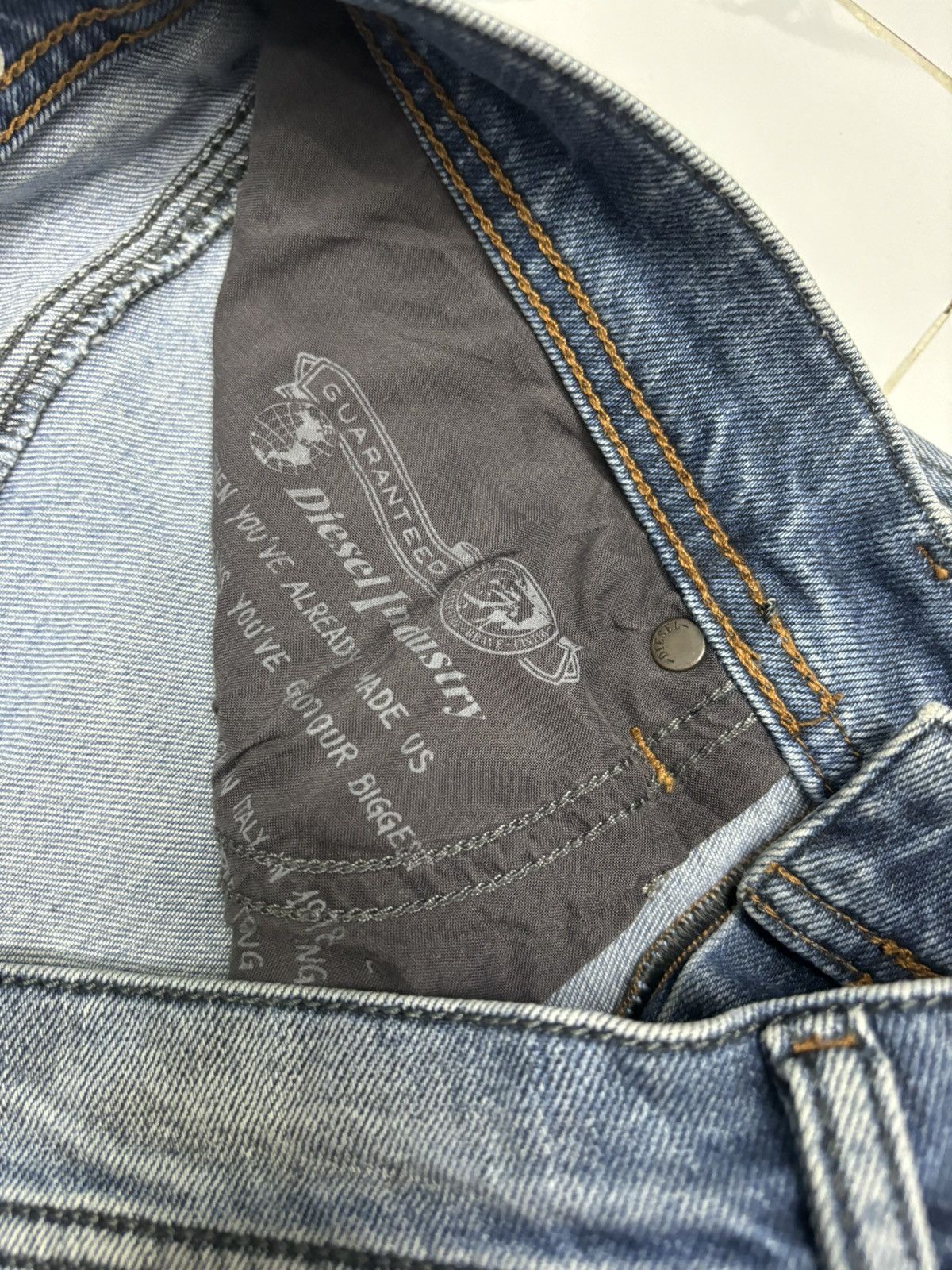 Diesel × Jean Vintage Diesel Slim Carrot Denim Jeans Size US 32 / EU 48 - 10 Thumbnail