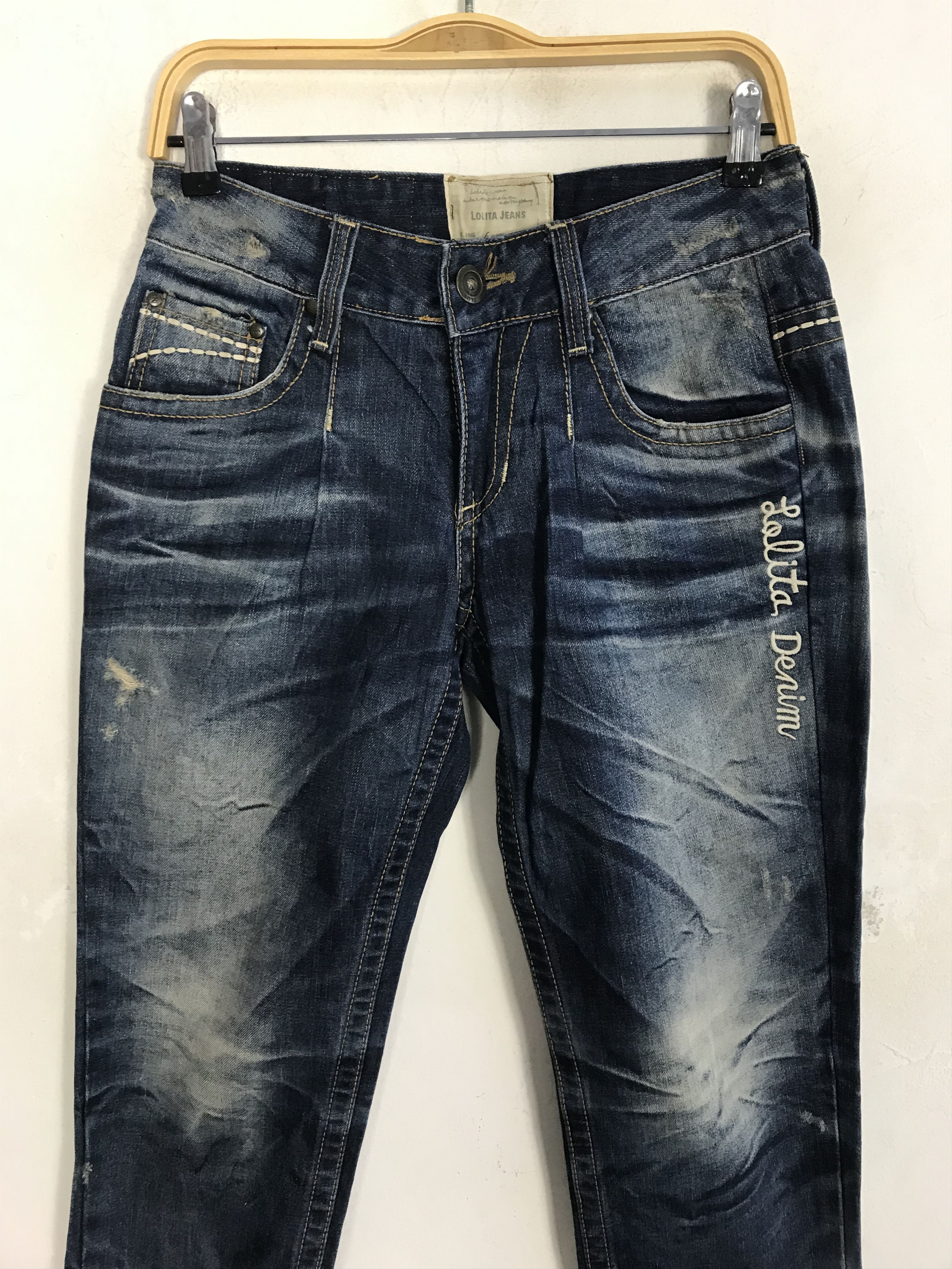 Japanese Brand Lolita Indigo Distressed Denim Short Jeans Whisker Baggy Size US 28 / EU 44 - 3 Thumbnail