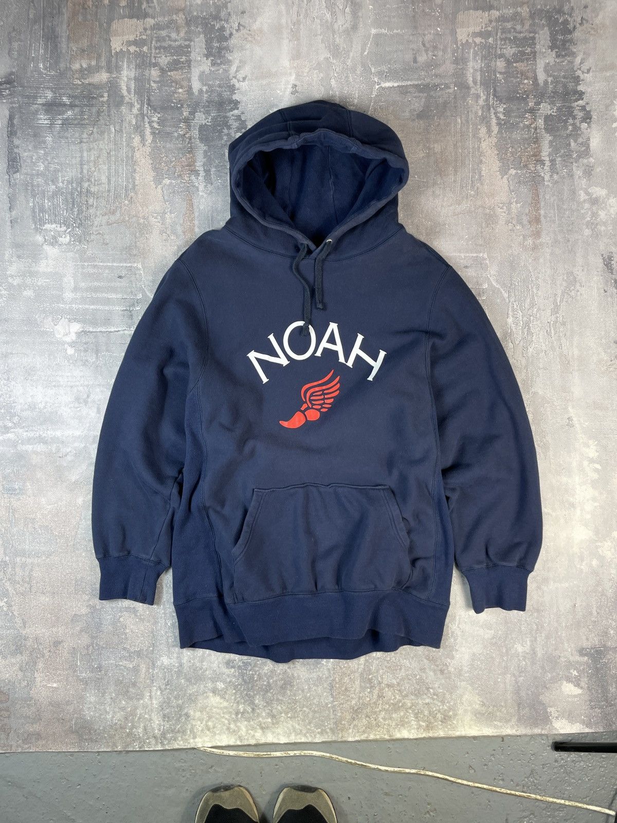Noah vayu hoodie hotsell