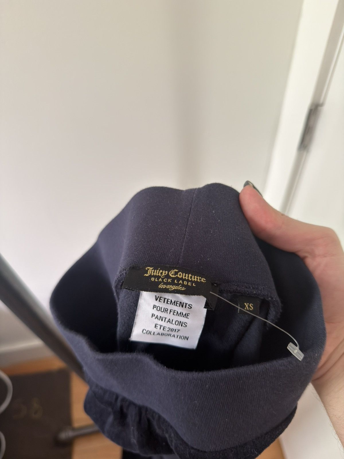 Juicy Couture × Vetements SS17 Velour Tracksuit Size S / US 4 / IT 40 - 9 Thumbnail