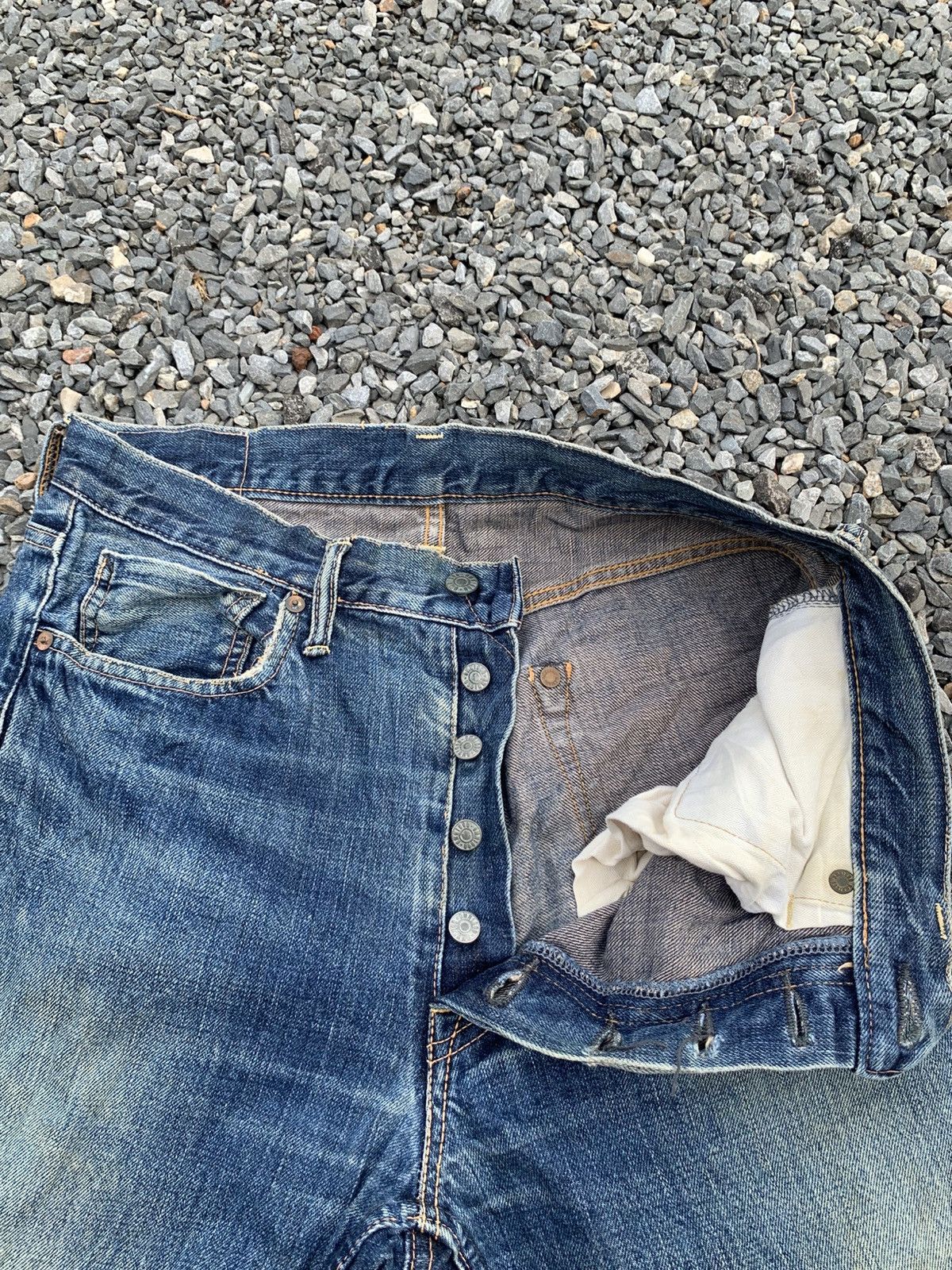OMNIGOD OMNIGOD 50023 SELVEDGE BUTTON FLY JAPANESE DISTRESSED DENIM Size US 31 - 12 Thumbnail