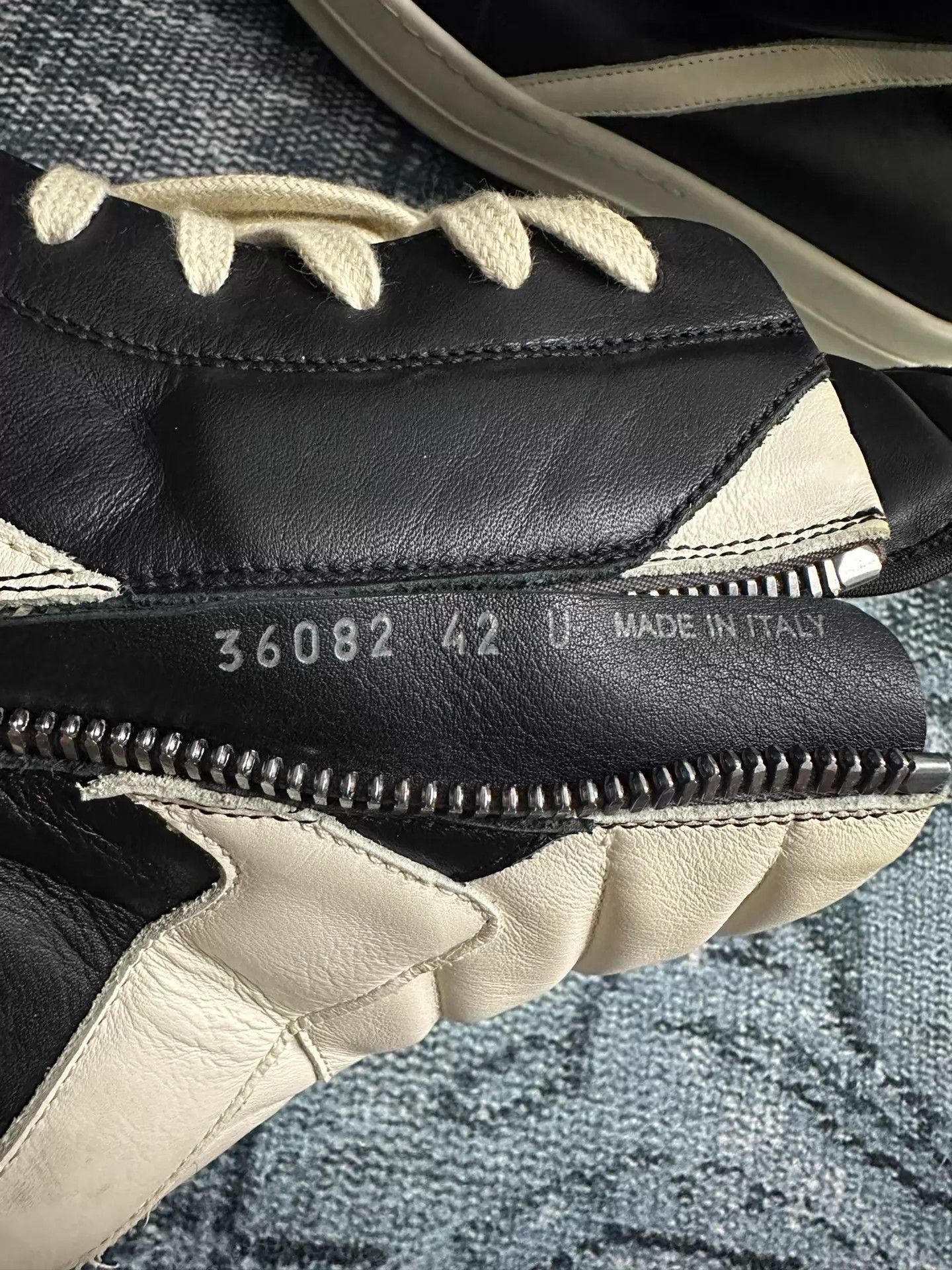 Rick Owens Rick Owens Iconic Triangular Logo 42 Mint Condition Size US 9 / EU 42 - 5 Thumbnail