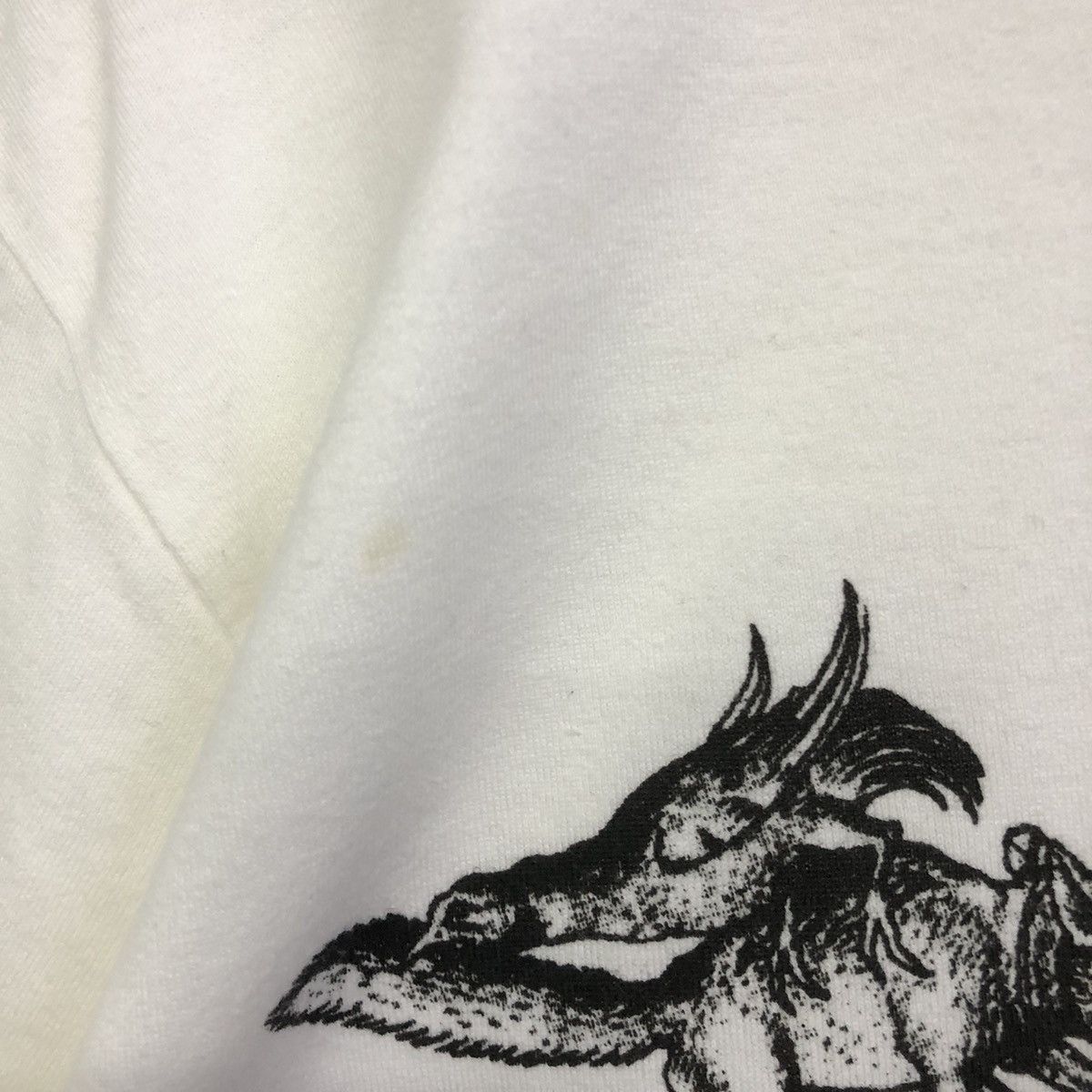 Japanese Brand MAZE Gothic Skull Ilustration Art Graphic Tshirt Size US L / EU 52-54 / 3 - 8 Thumbnail