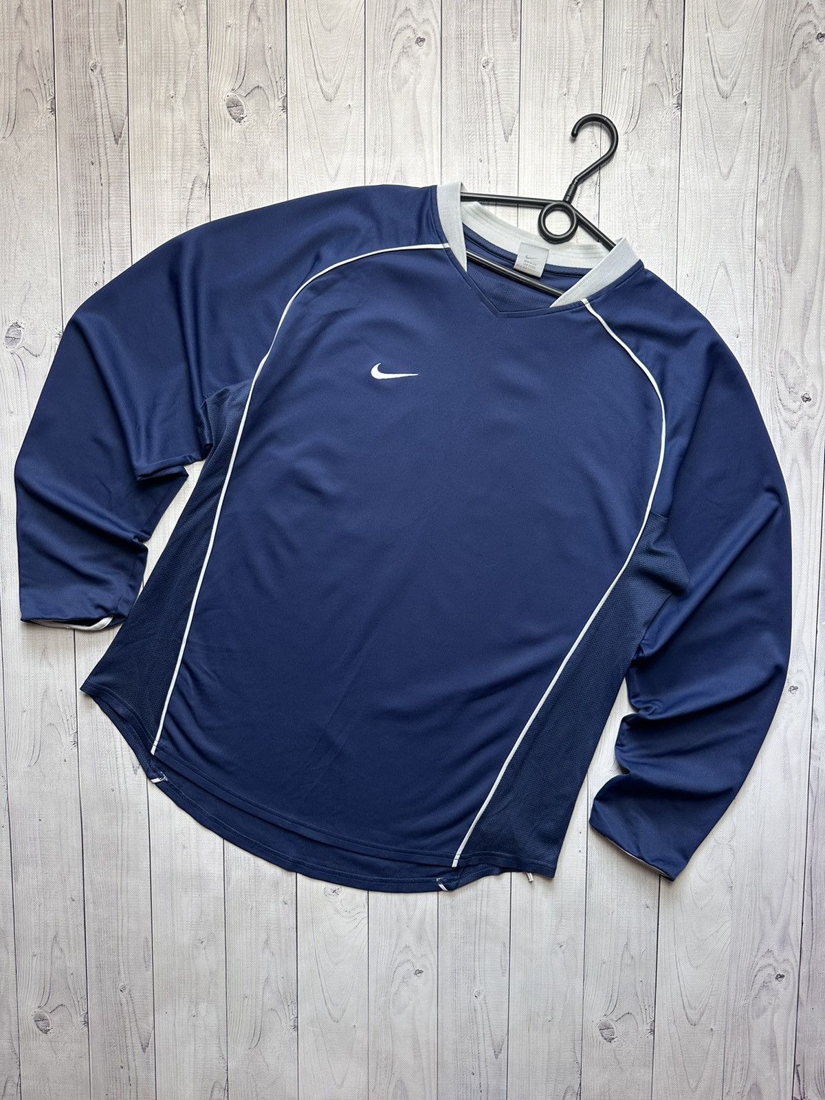 Vintage Nike long sleeve jersey navy size L