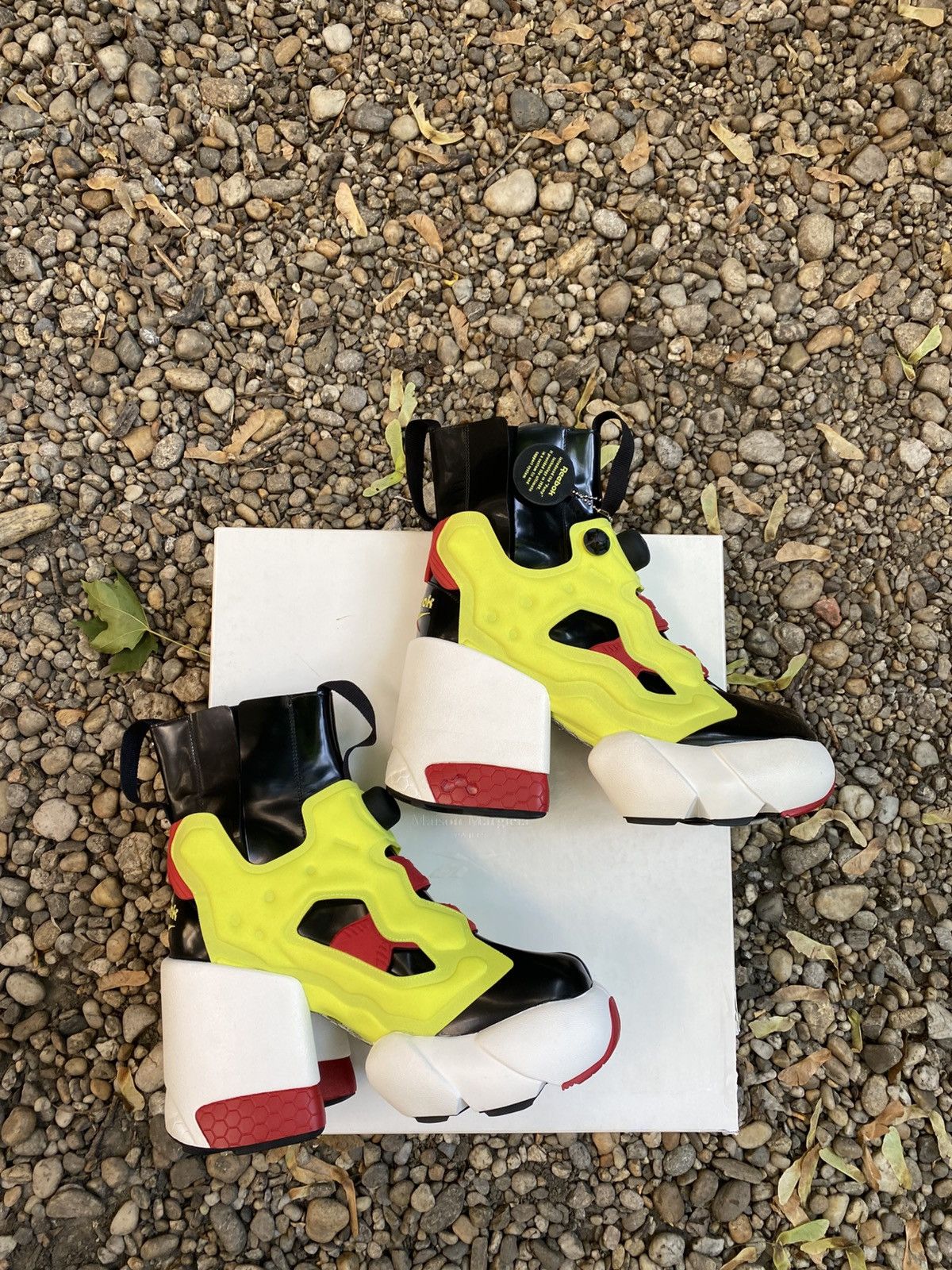 Maison Margiela × Reebok Maison Margiela x Reebok Runway Heel Tabu Sneakers Size US 7 / IT 37 - 5 Thumbnail