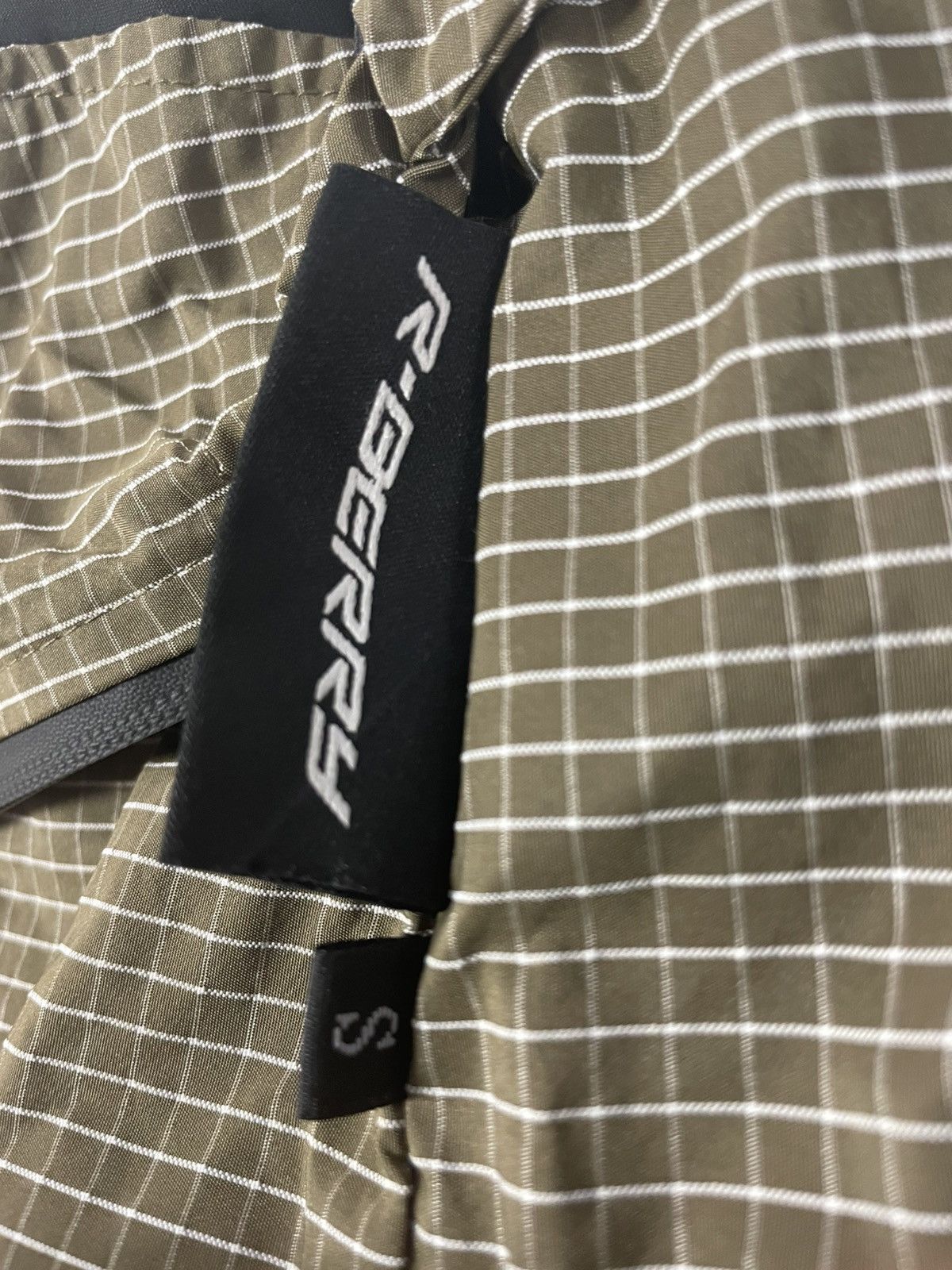 The GV Gallery Raspberry rain jacket Size US S / EU 44-46 / 1 - 2 Thumbnail