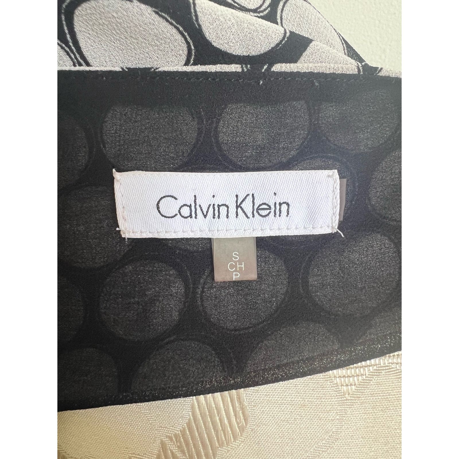 Calvin Klein Calvin Klein Long Sleeve V-Neck Polka Dotted Blouse Small Size S / US 4 / IT 40 - 6 Thumbnail