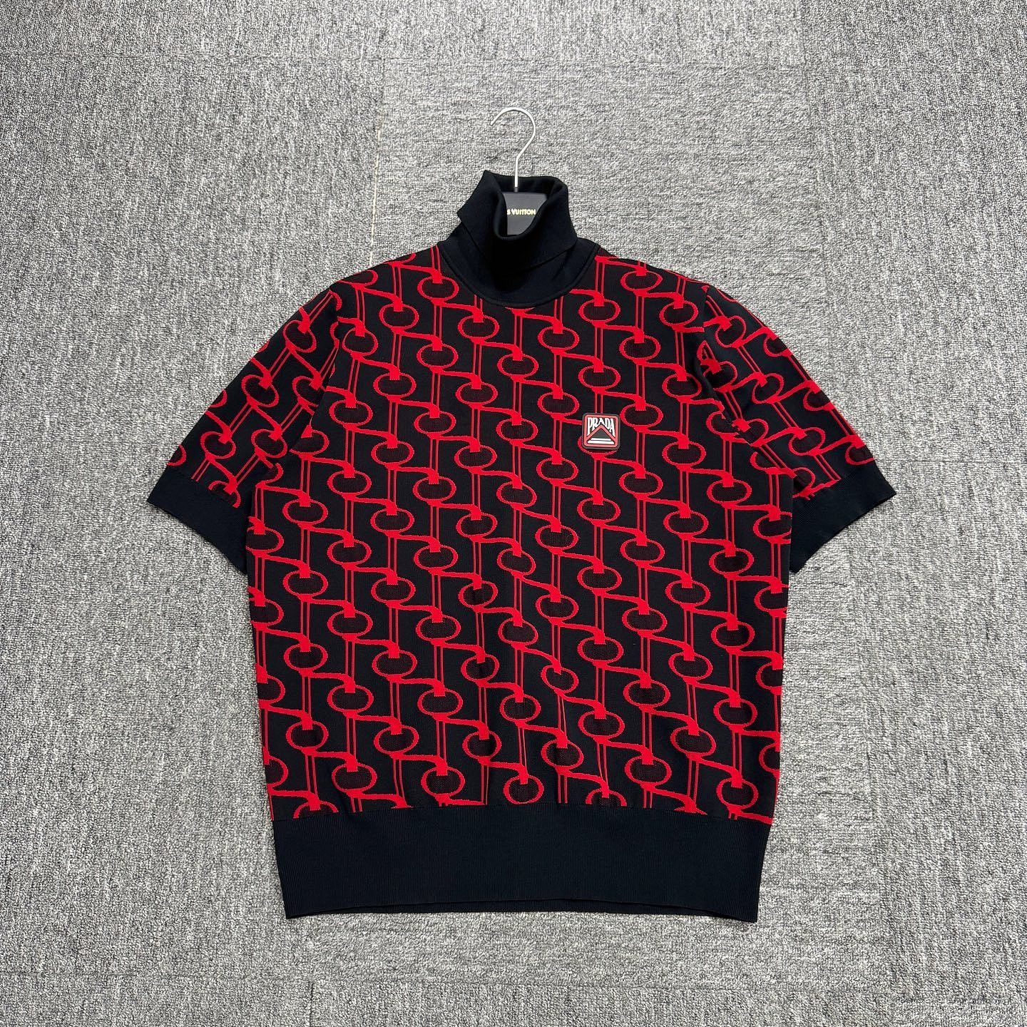 Prada Prada Monogram Short Sleeve Turtleneck Sweater Size L Size US L / EU 52-54 / 3 - 1 Thumbnail