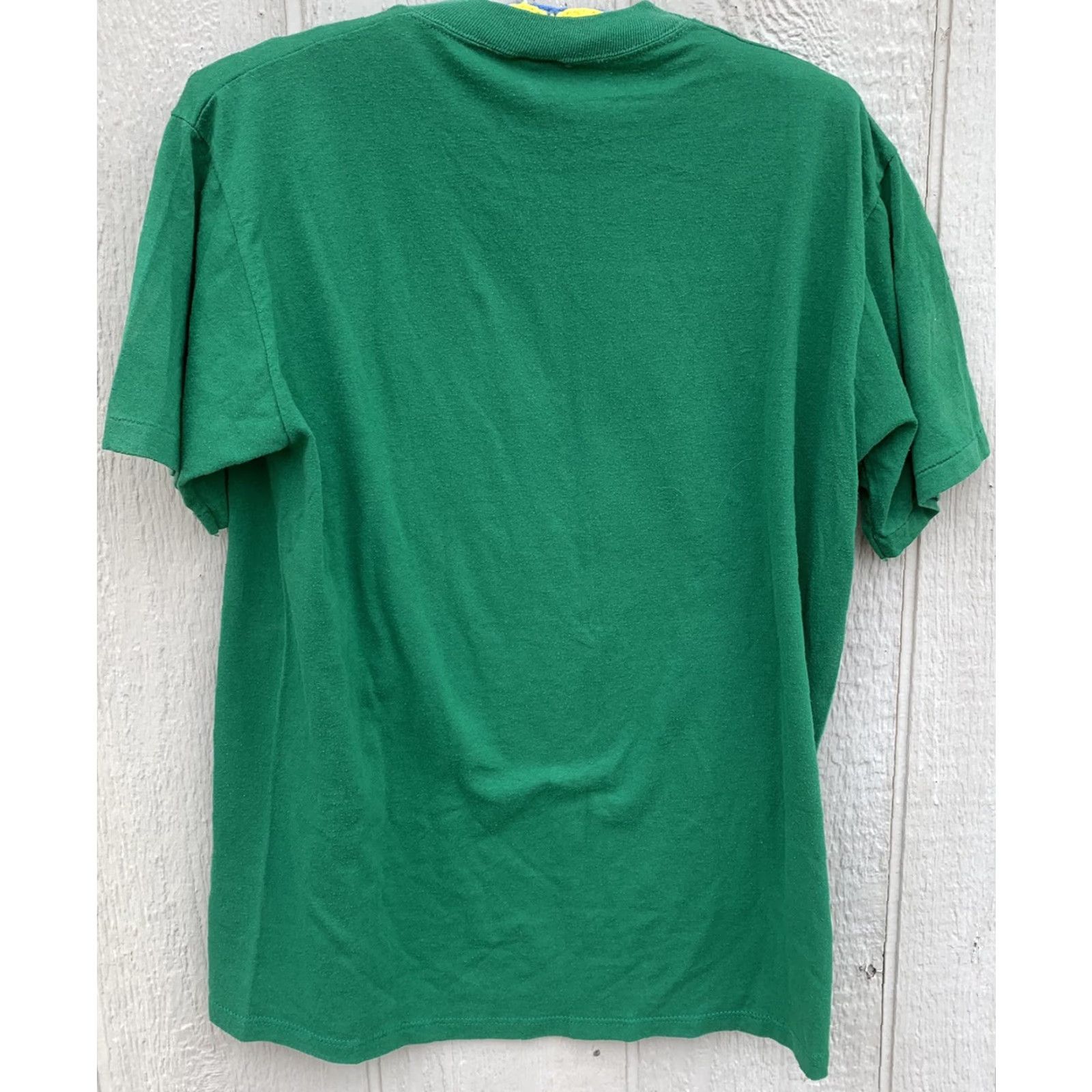 Jerzees VINTAGE Jerzees T-Shirt Men L Green 80s Beach Club Spirit Division Castro Valley 1988 Retro California Size US L / EU 52-54 / 3 - 7 Thumbnail