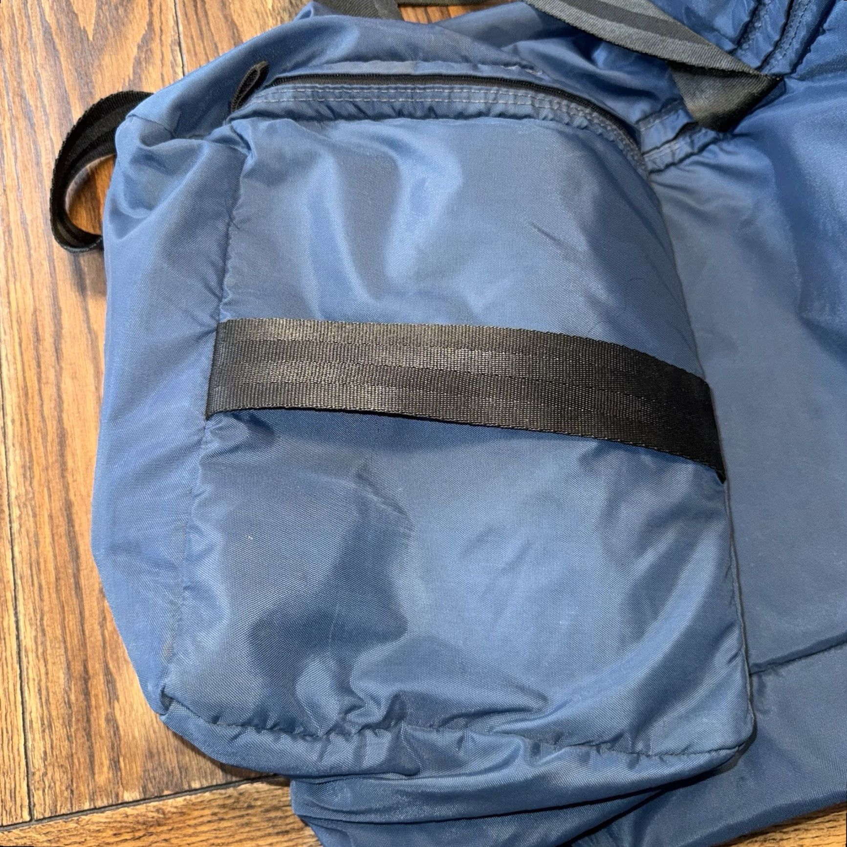 Jansport VINTAGE Jansport Duffel Bag Camp 80’s Blue Travel Large Duffle Nylon Canvas Pockets ZIP Adjustable Strap Unisex Adults 1990s USA 90s Size ONE SIZE - 4 Thumbnail