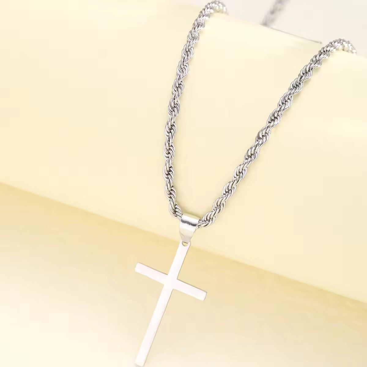 Jewelry Gold Cross Pendant Chain Necklace Size ONE SIZE - 2 Thumbnail