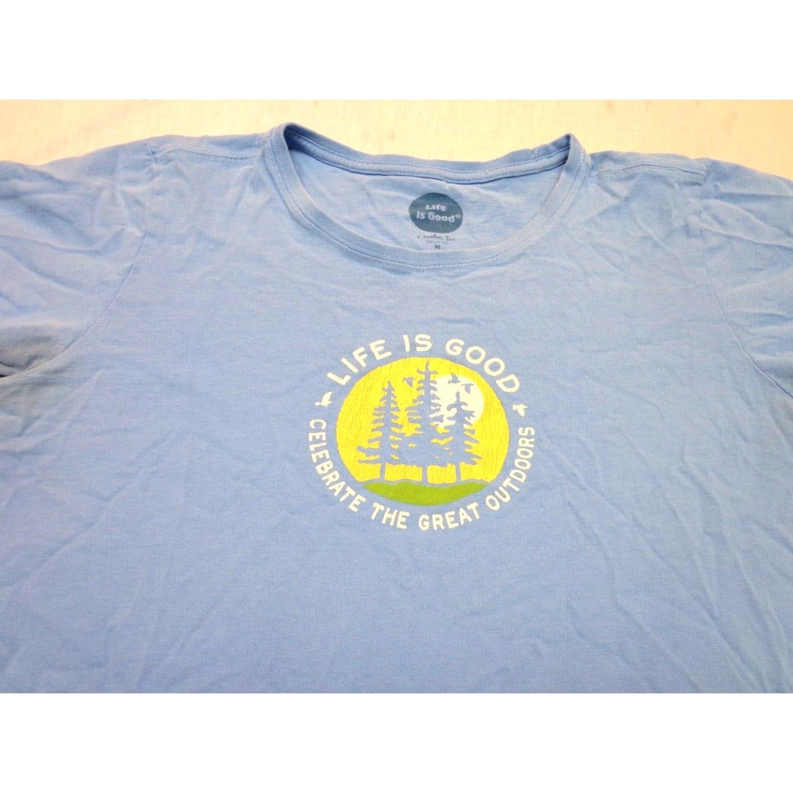 Life is Good Life is Good Celebrate The Great Outdoors Crusher Tee M Women Blue Classic Fit 100% Cotton Crew Neck Short Sleeve Graphic Tee - Mens? Size M / US 6-8 / IT 42-44 - 2 Thumbnail