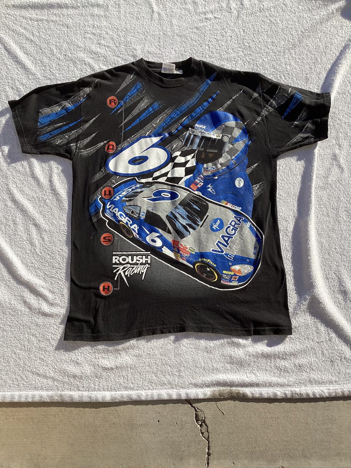 NASCAR Vintage 90s Mark Martin #6 Viagra NASCAR racing AOP T-shirt Size US L / EU 52-54 / 3 - 1 Thumbnail