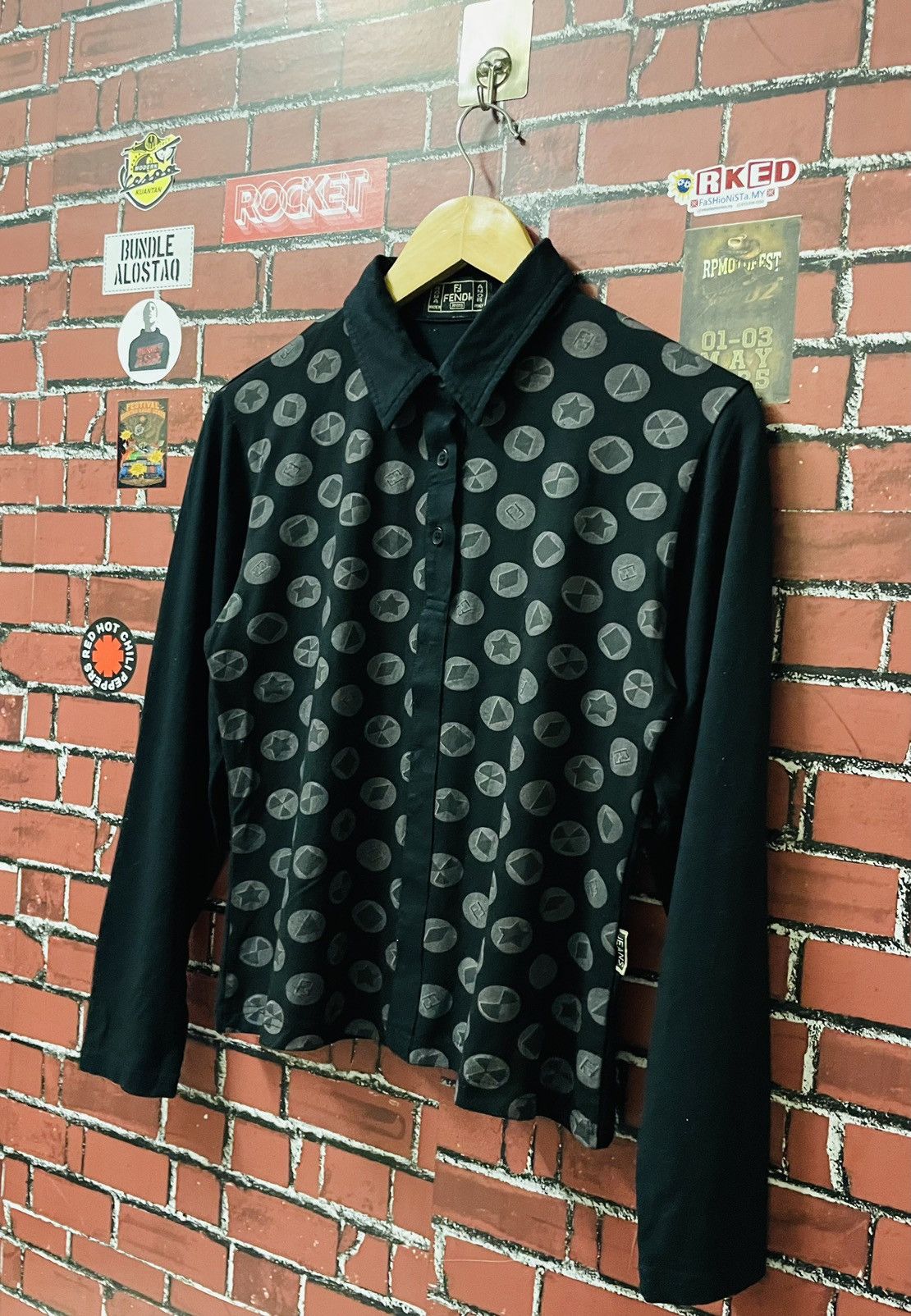 Fendi FENDI JEANS ROMA BUTTON UP SHIRTS Size S / US 4 / IT 40 - 2 Thumbnail