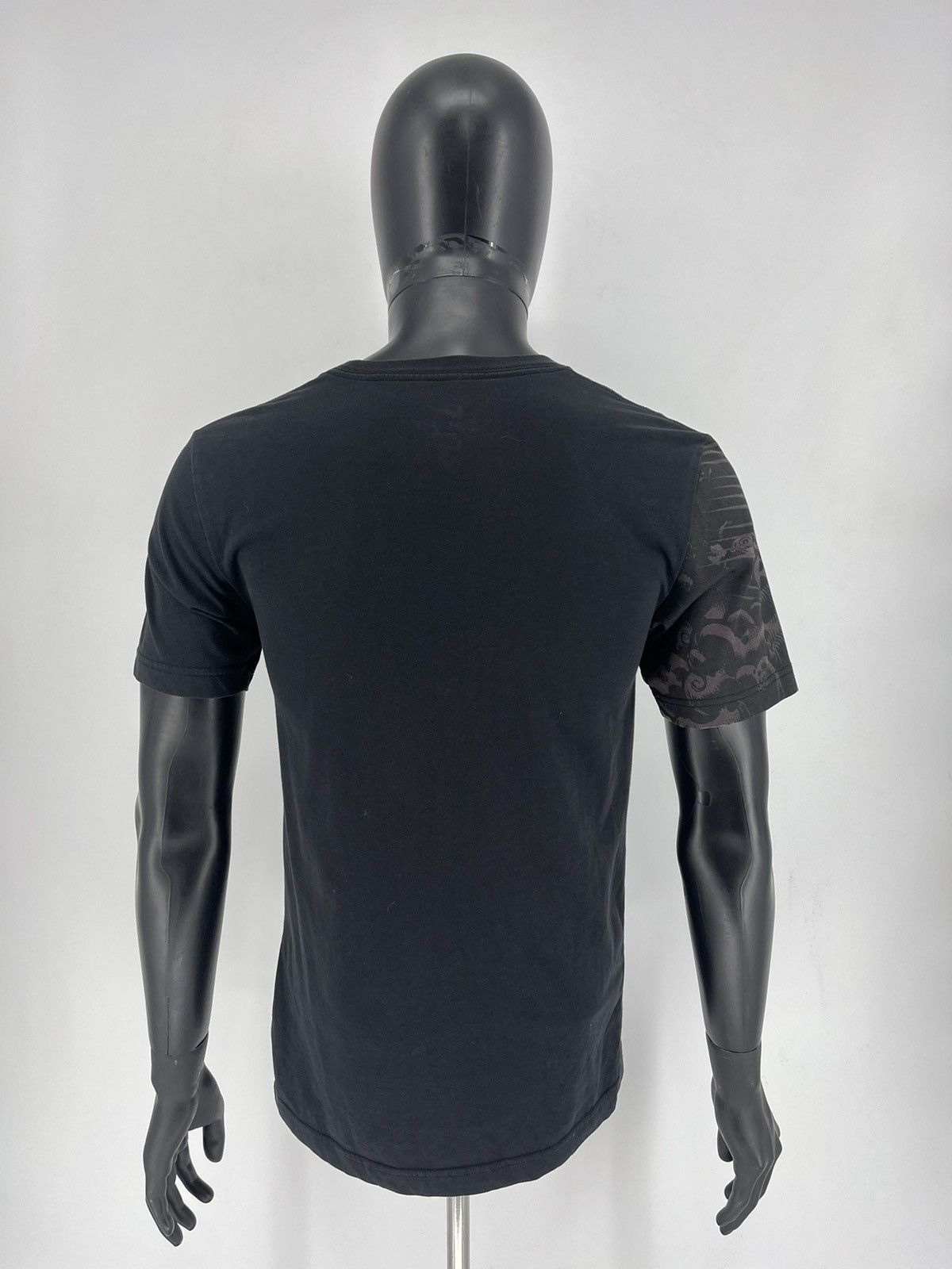 Nike Nike Basketball Lebron James Fate Lived Fearless Lion TShirt Size US XS / EU 42 / 0 - 8 Thumbnail