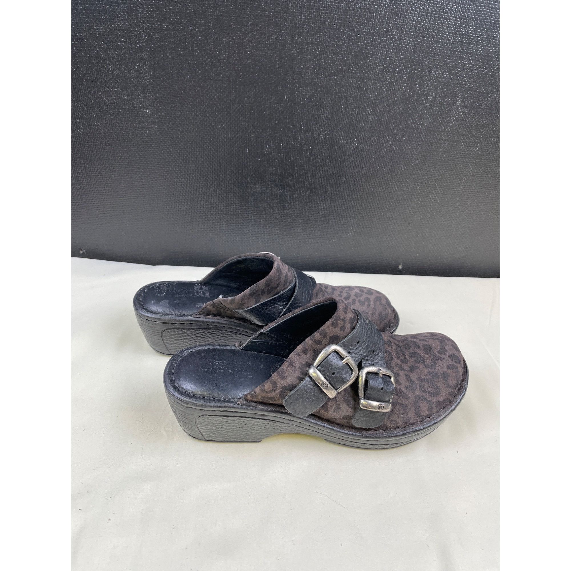 Born Born Women's Brown Leather Animal Print Clogs/ Shoes Size 7 Size US 7 / IT 37 - 4 Thumbnail