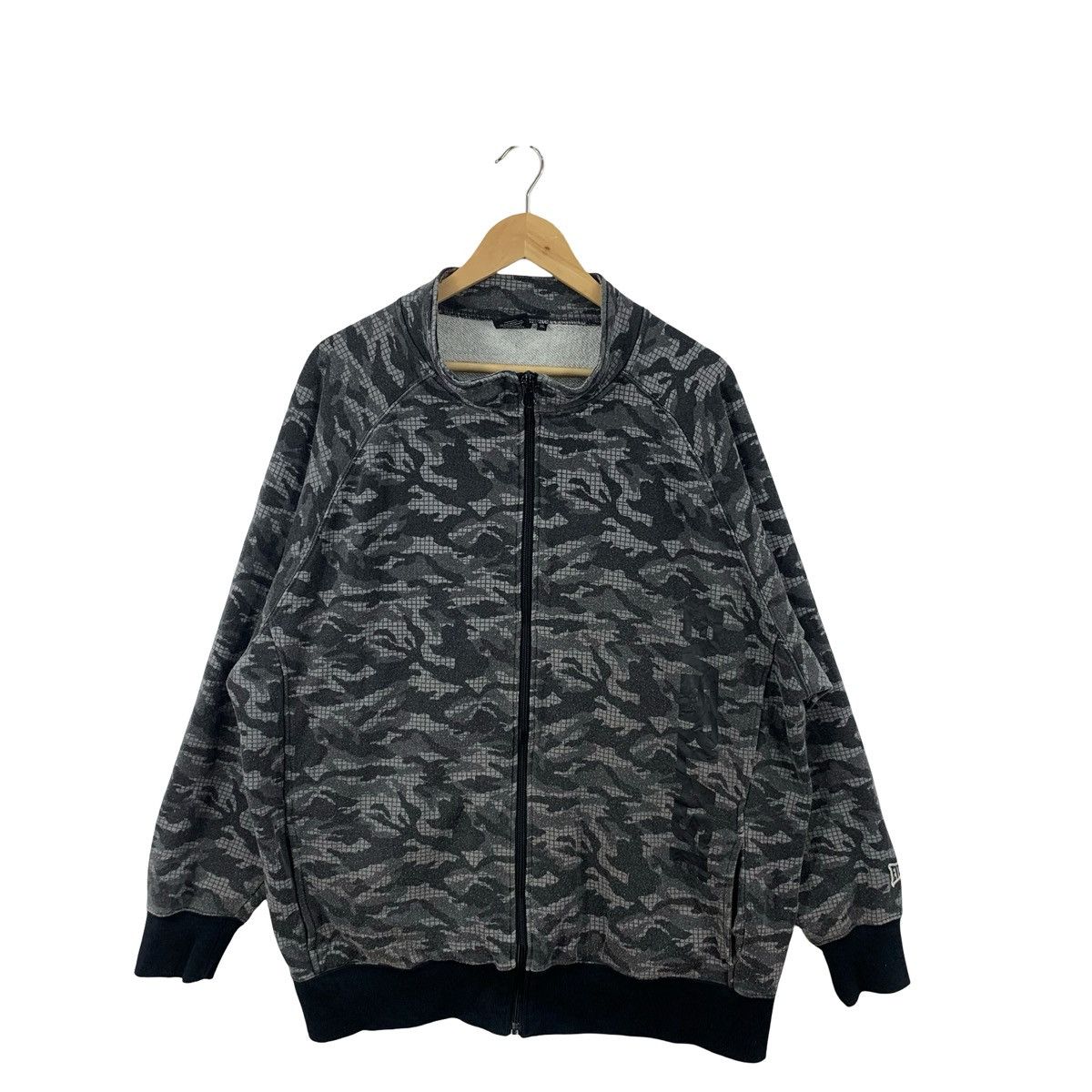 Vintage Vintage CAMO CAMOUFLAGE TRACK Sweatshirt Jacket Streetwea Size US XXL / EU 58 / 5 - 4 Thumbnail