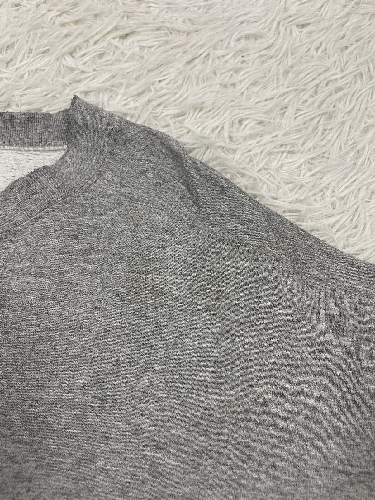 Nike Vintage Late 90s Nike Town Usa Sweatshirt Size US L / EU 52-54 / 3 - 6 Thumbnail