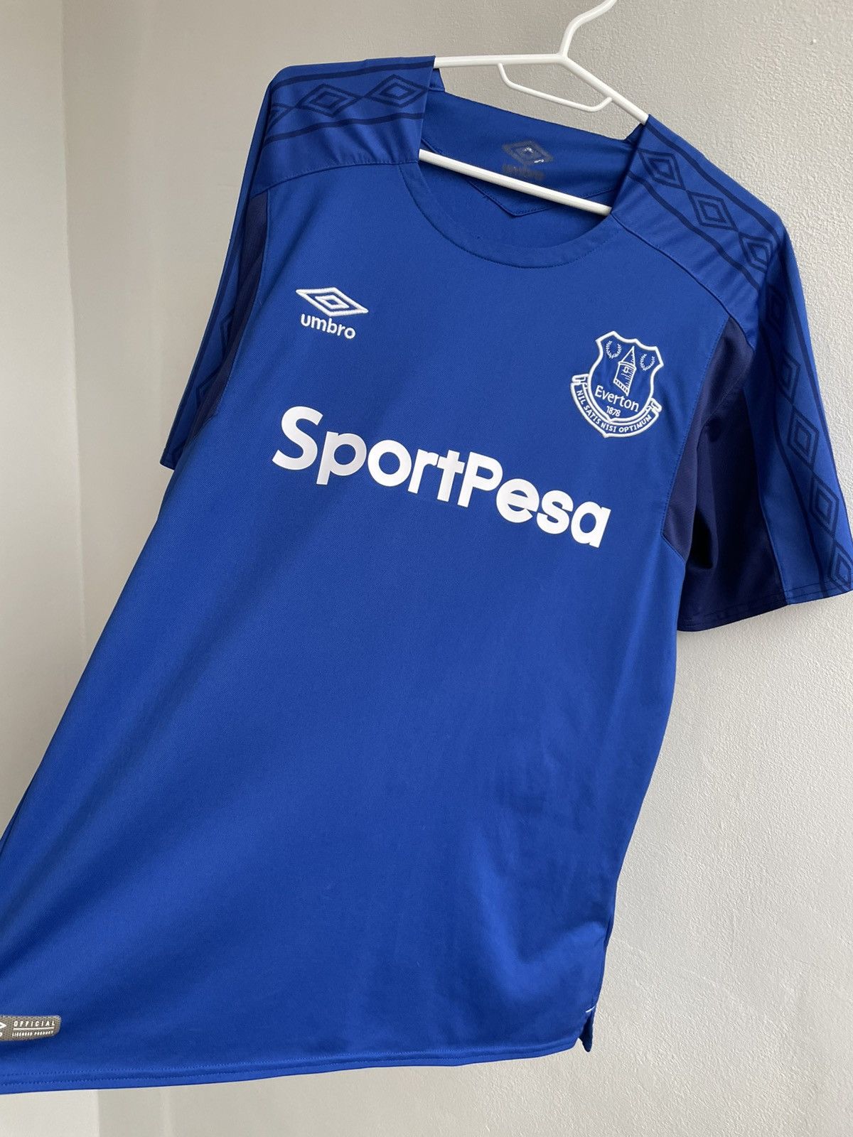 Umbro Everton 2017 2018 Home Football Shirt Soccer Jersey Size XL Size US XL / EU 56 / 4 - 7 Thumbnail