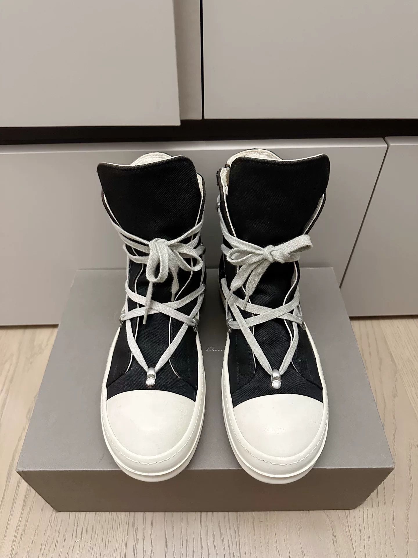 Rick Owens Drkshdw Rick Owens DRKSHDW High-Top Canvas Sneakers Size US 7 / EU 40 - 1 Thumbnail