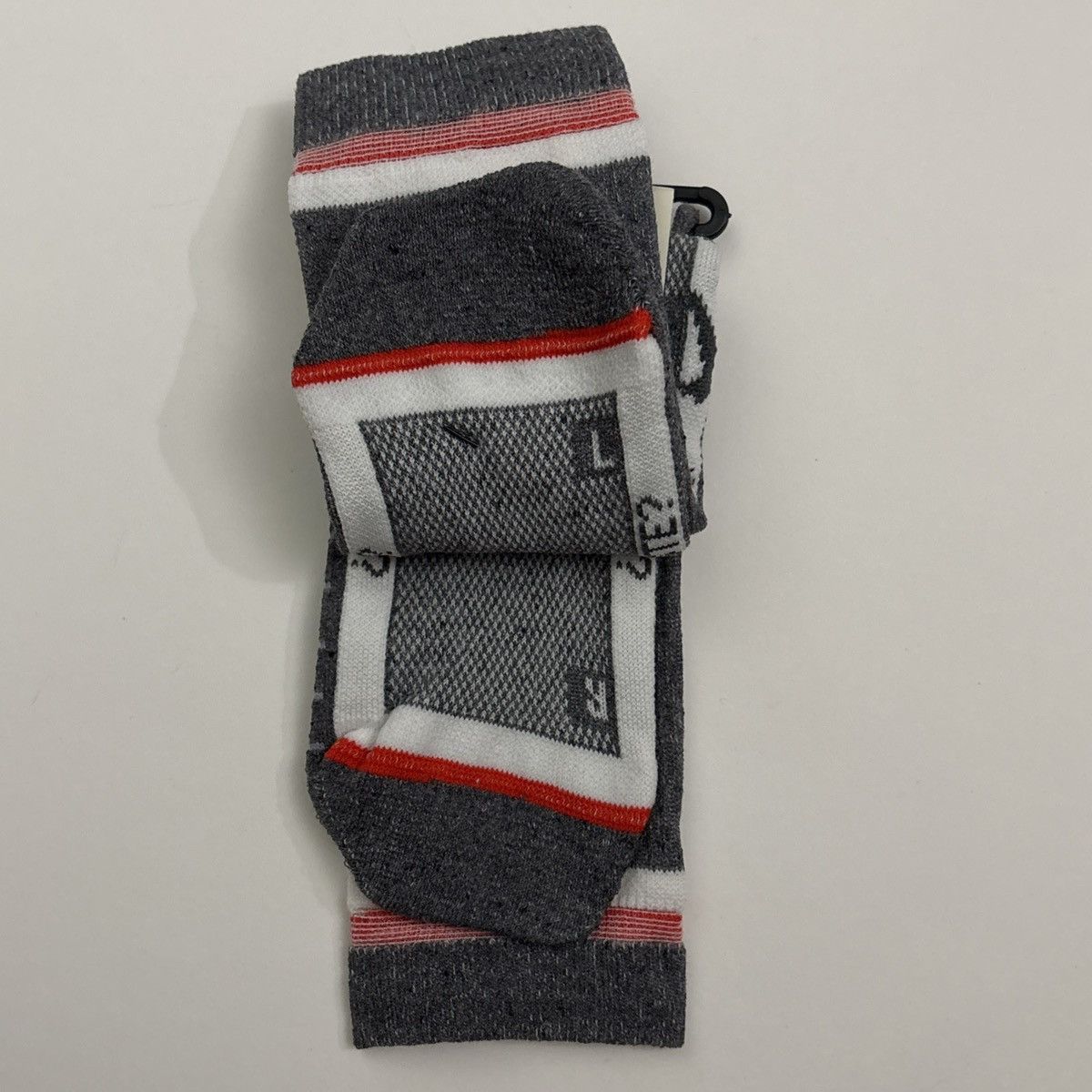 Nike Nike x OFF-WHITE Crew socks ‘SPACEHIPPIE’ CN5786-020 Size ONE SIZE - 7 Thumbnail