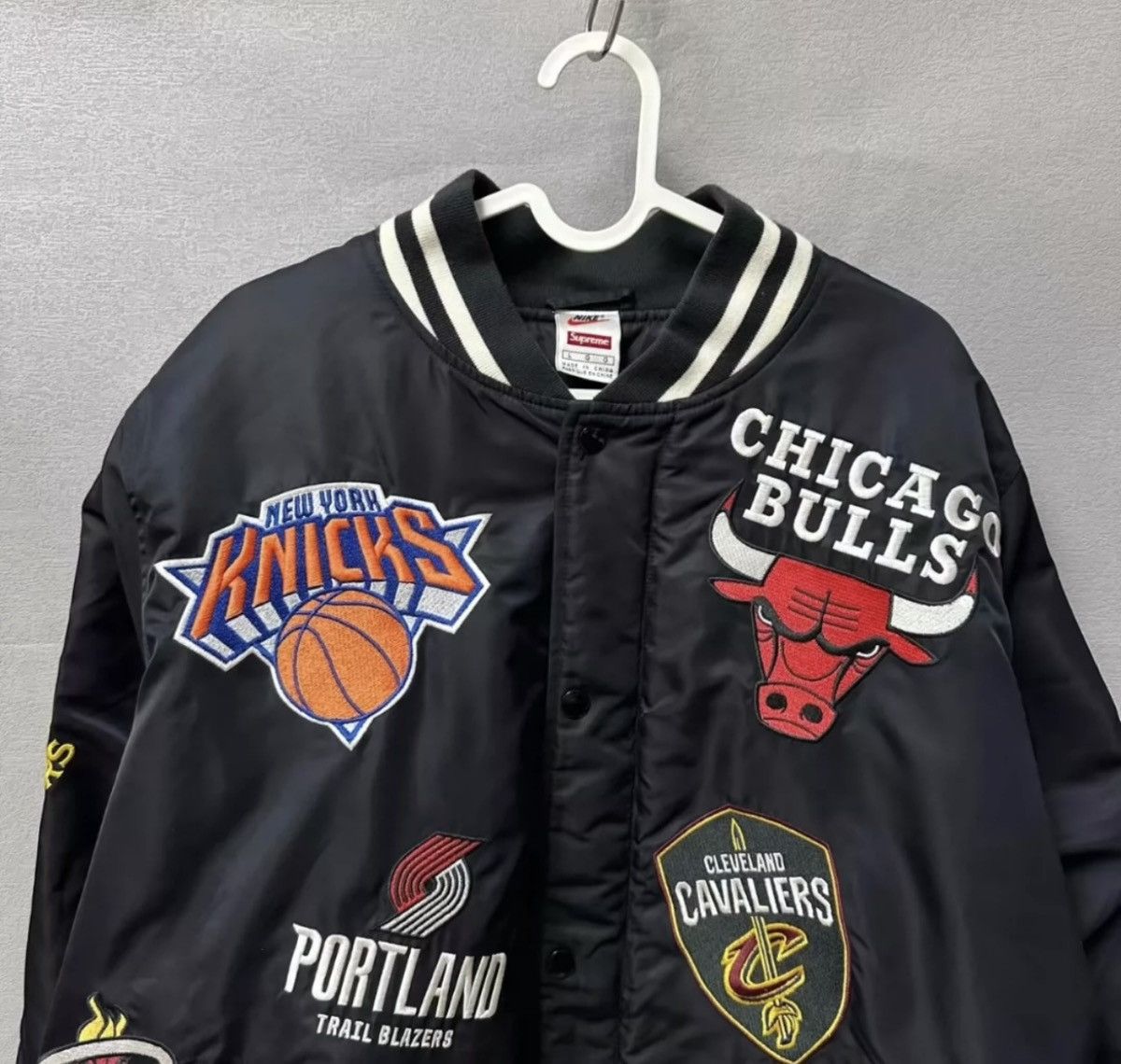 NBA × Nike × Supreme Supreme nba Jacket nike teams warm-up Jacket bomber Jacket Size US L / EU 52-54 / 3 - 3 Thumbnail