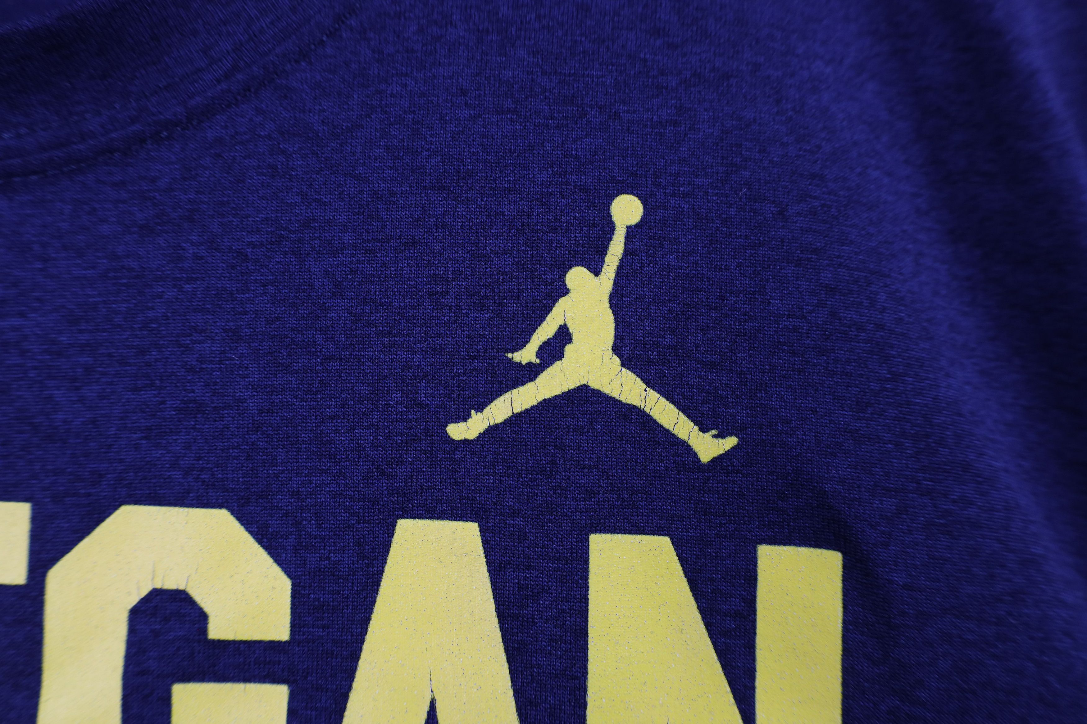Nike × Vintage Nike Air Jordan University of Michigan Long Sleeve T-Shirt Size US XL / EU 56 / 4 - 5 Thumbnail