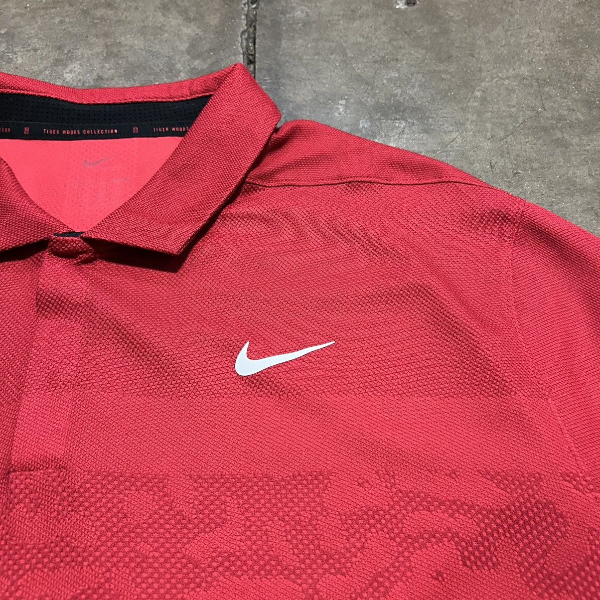 Nike Nike Golf Tiger Woods Polo Shirt Sun Day Red Collared Swoosh Size US XXL / EU 58 / 5 - 4 Thumbnail
