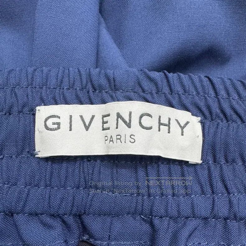 Givenchy Givenchy Solid Color Wool Casual Pants Size US 38 / EU 54 - 2 Thumbnail