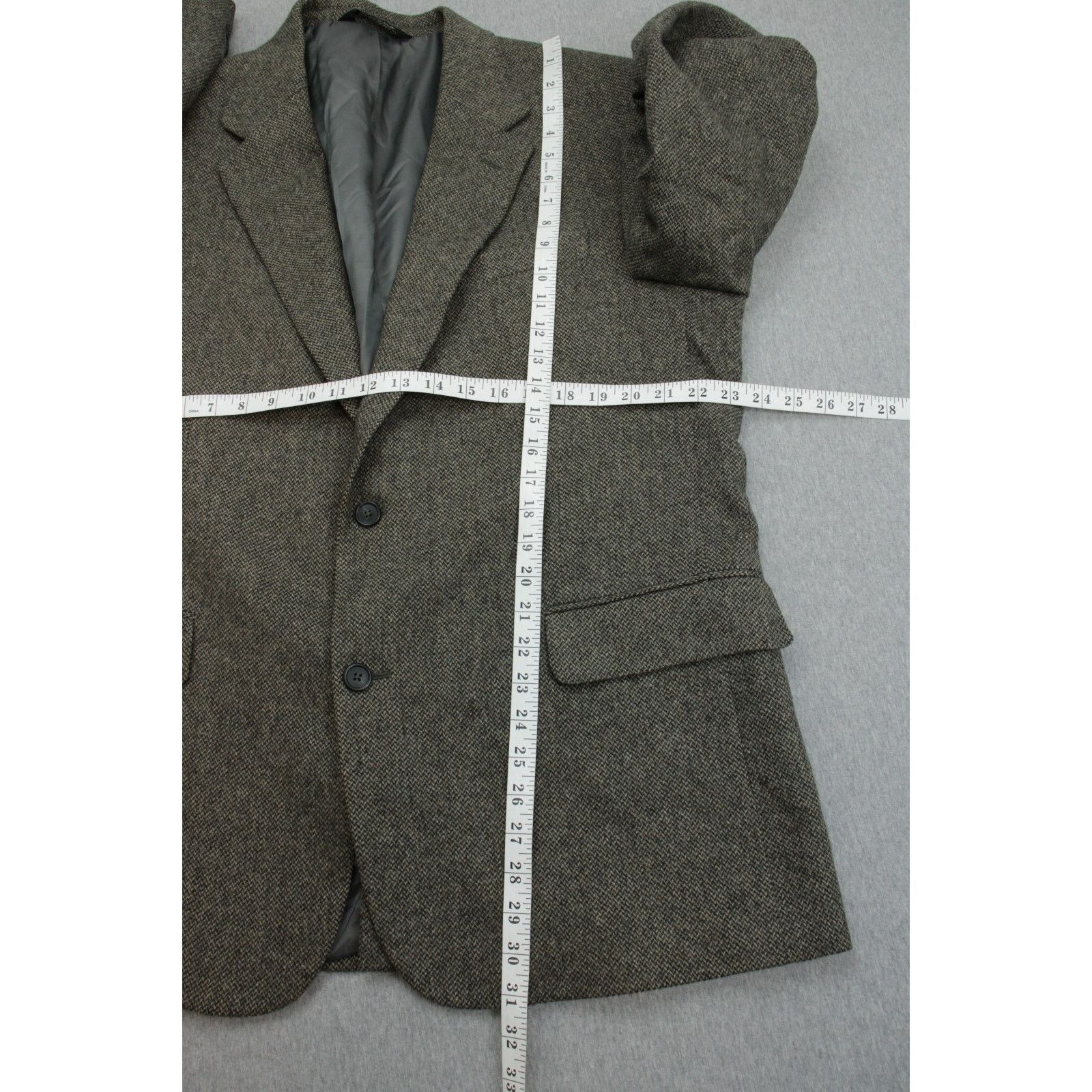 Jos. A. Bank Jos A Bank Blazer Mens 46R Herringbone 100% Camel Hair Size 46R - 9 Thumbnail