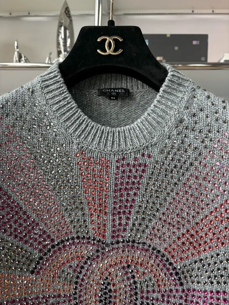 Chanel Chanel 22K gray round-neck cashmere hot diamond sweater Size XXS / US 00 / IT 34 - 2 Thumbnail