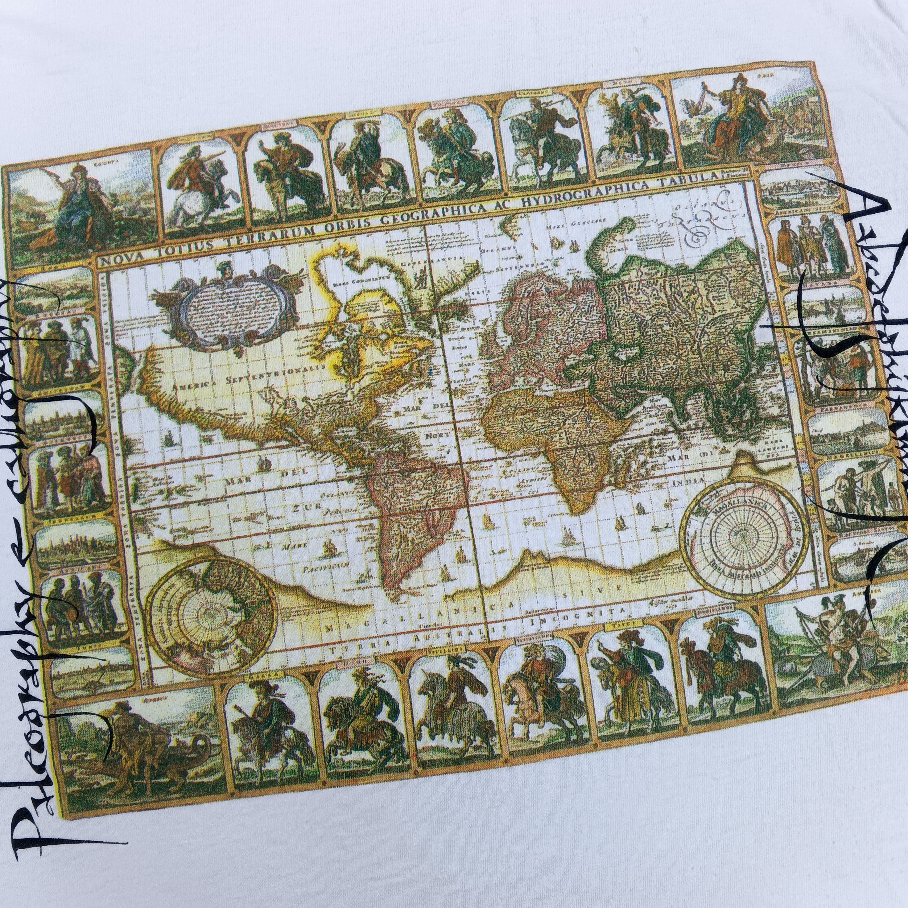 Vintage Vintage Art Pheography And Calligraphy Artifact Map Sevilla Size US M / EU 48-50 / 2 - 3 Thumbnail