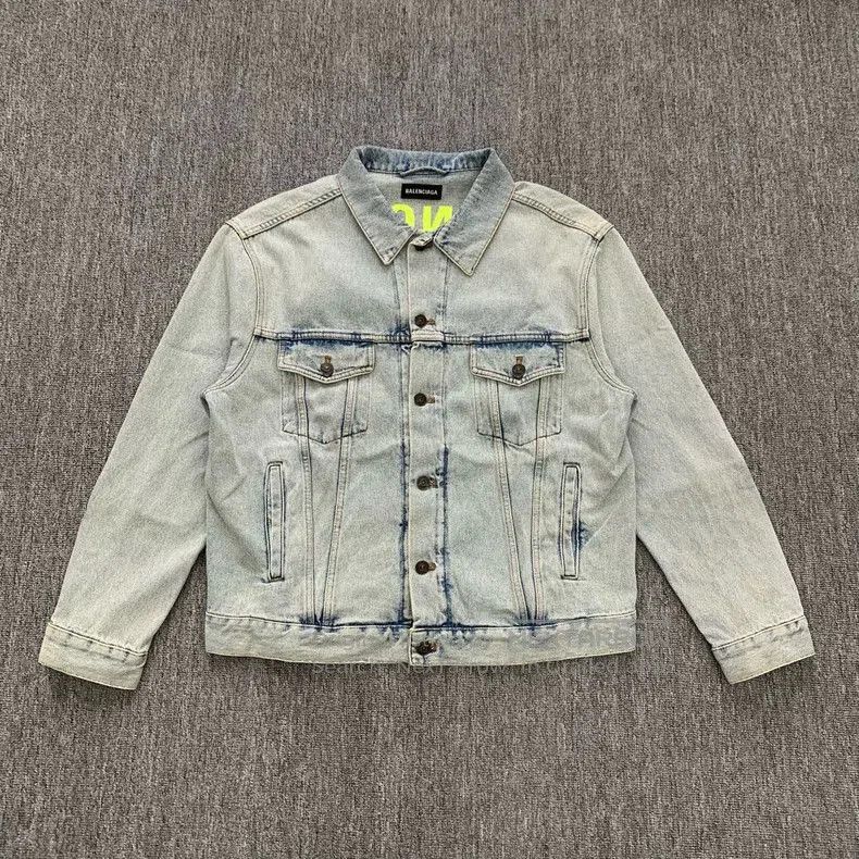 Balenciaga Balenciaga Logo Washed Denim Jacket. Size US XS / EU 42 / 0 - 2 Thumbnail