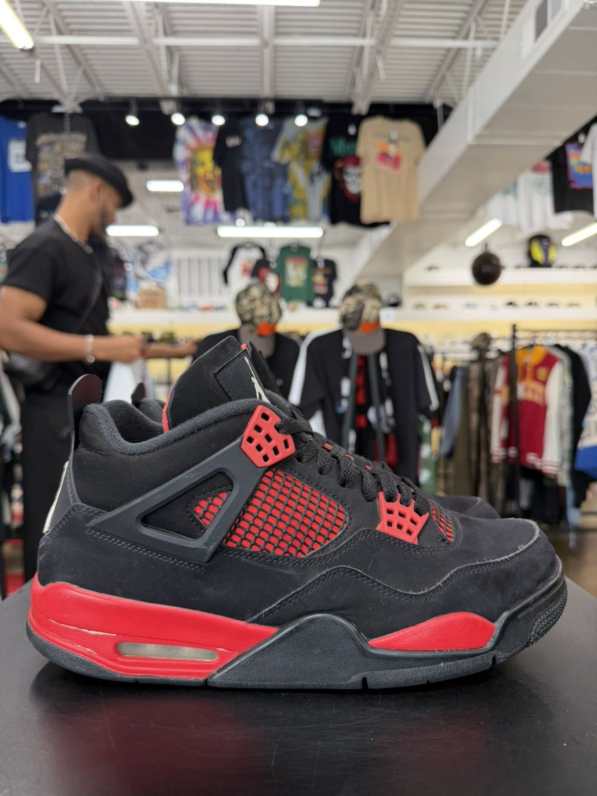 Jordan Brand Jordan 4 Red Thunder Size 10 (2022) Size US 10 / EU 43 - 6 Thumbnail